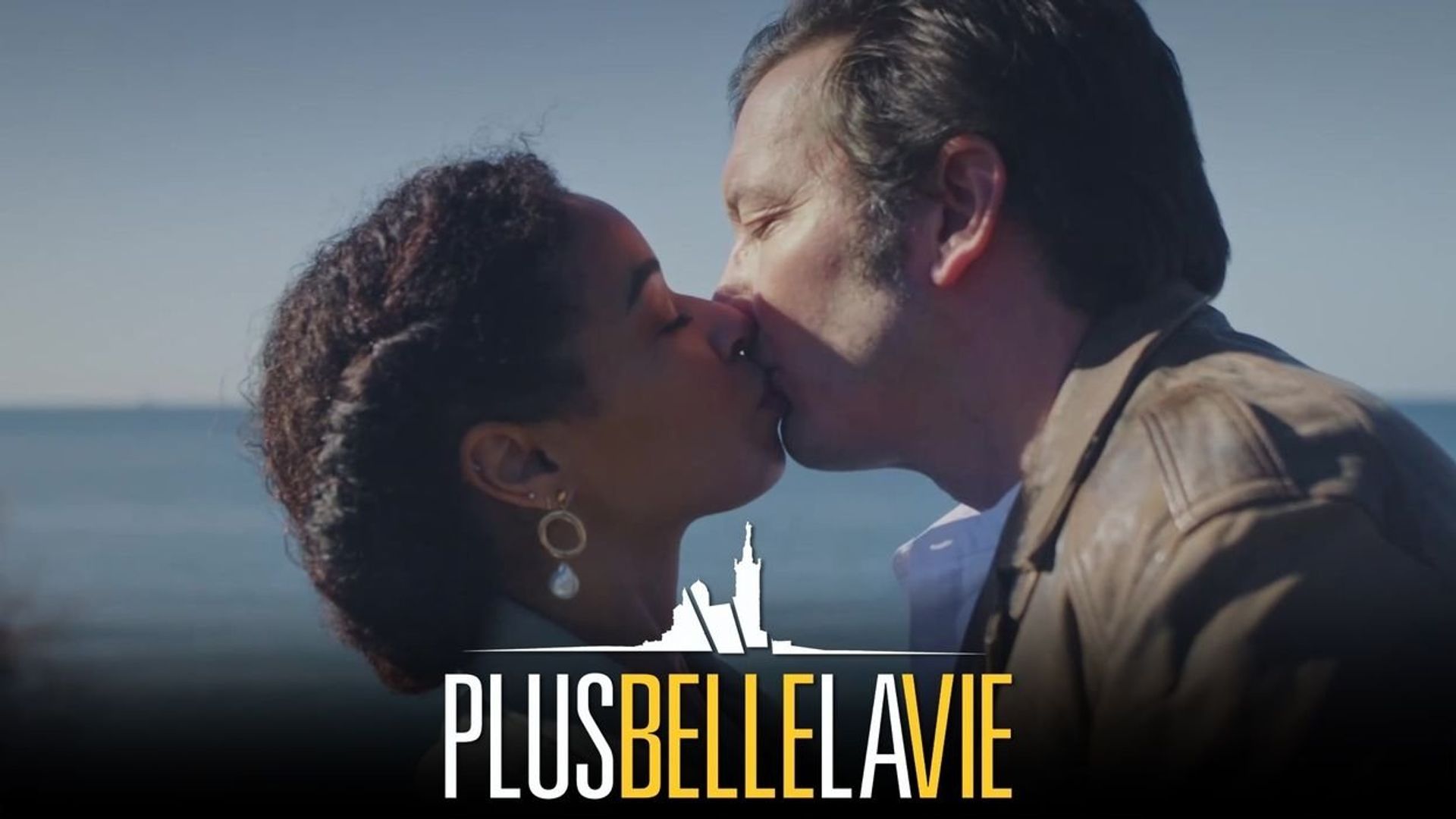Plus belle la vie background