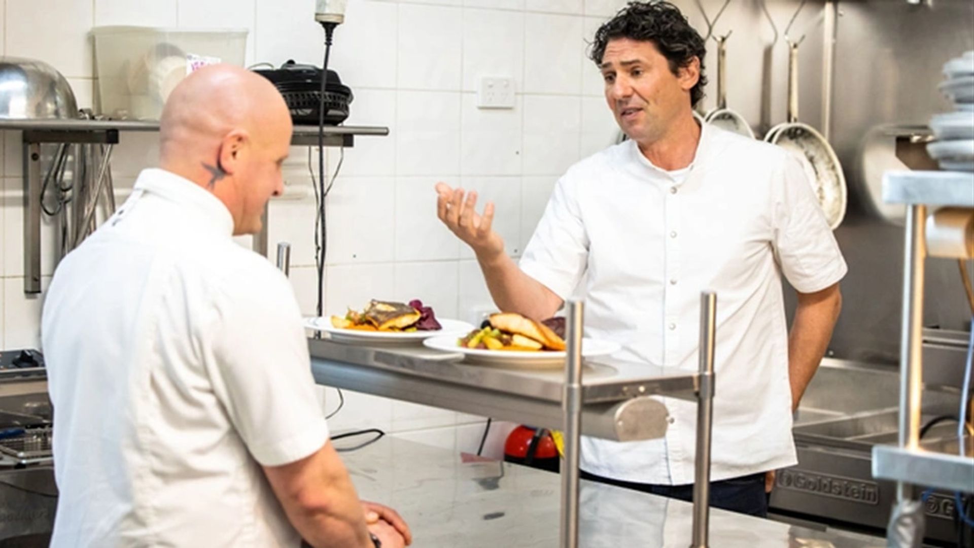 Kitchen Nightmares Australia background