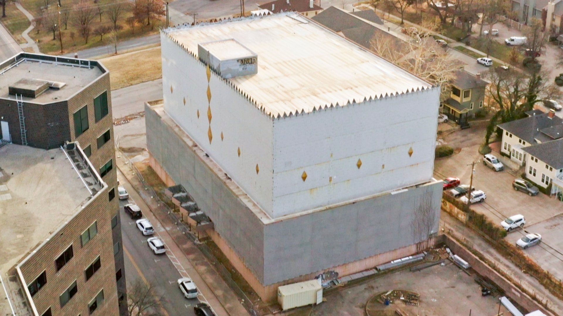 Mysteries of the Abandoned: Hidden America background