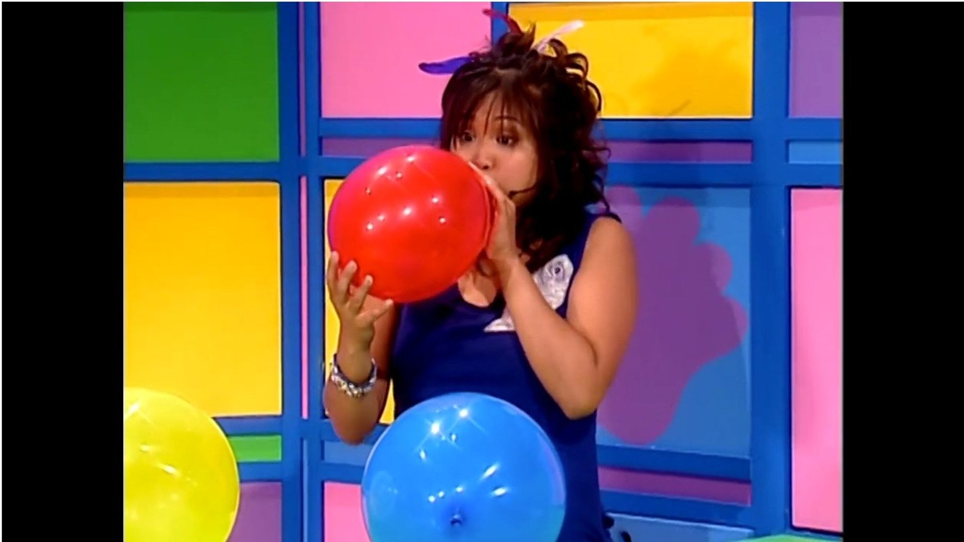 Hi-5 background