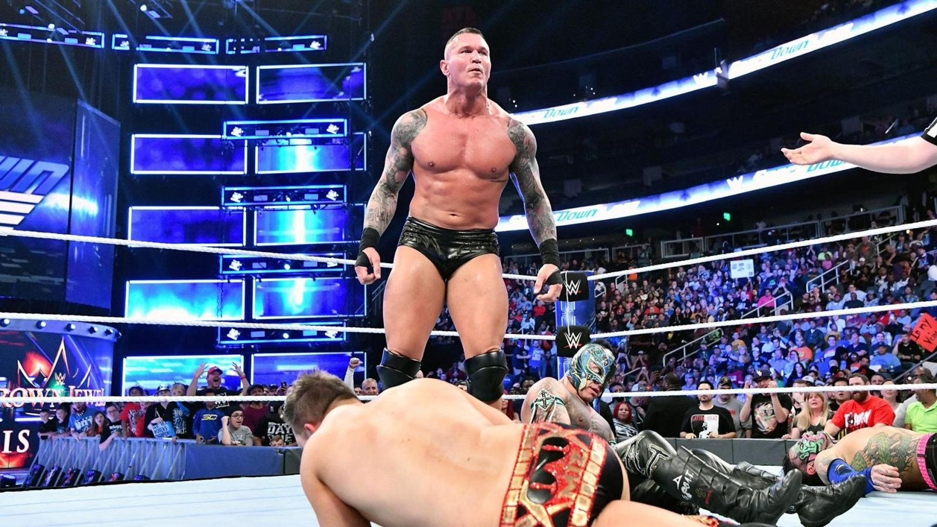 World Wrestling Federation Smackdown! background