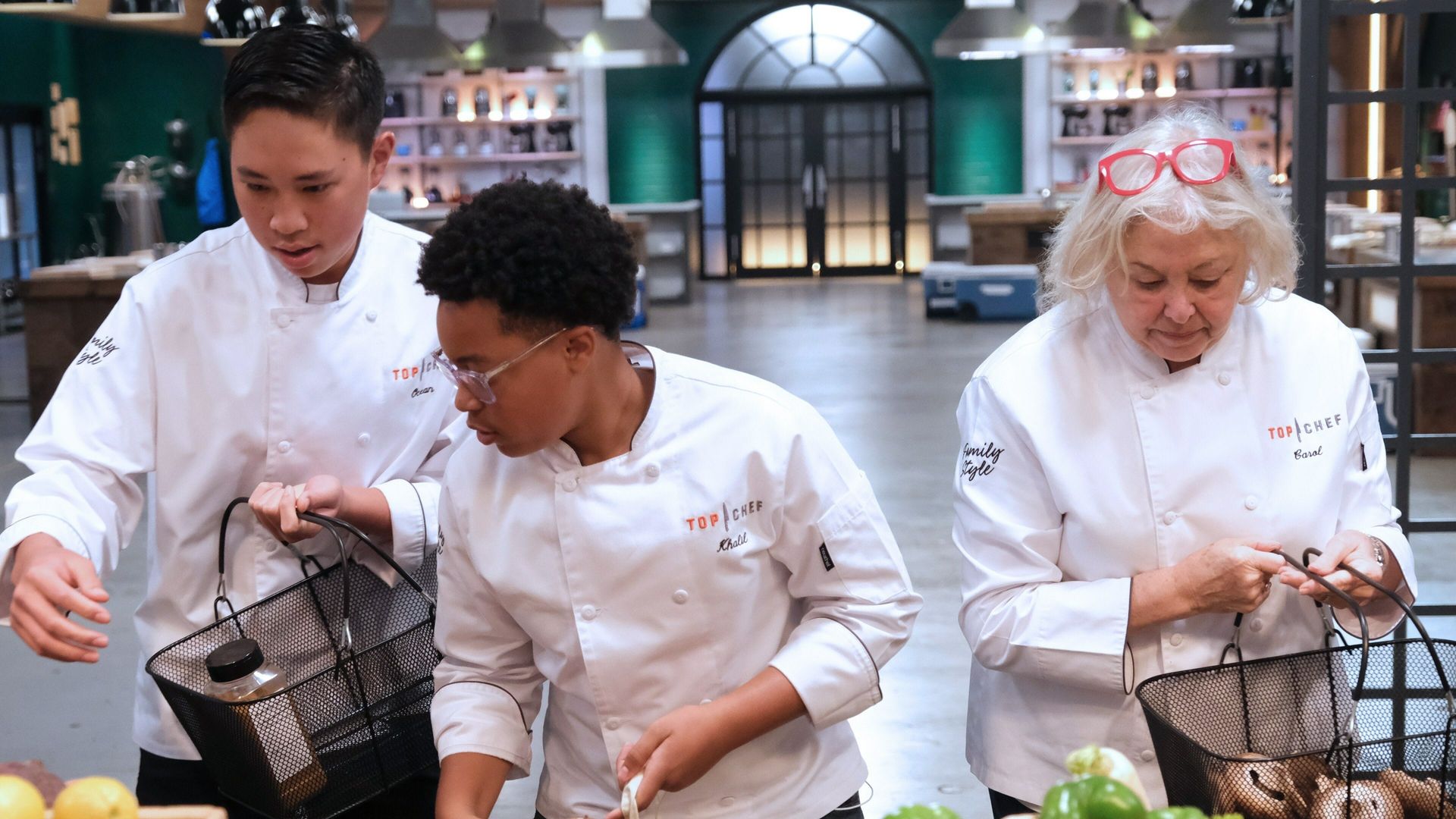 Top Chef Family Style background