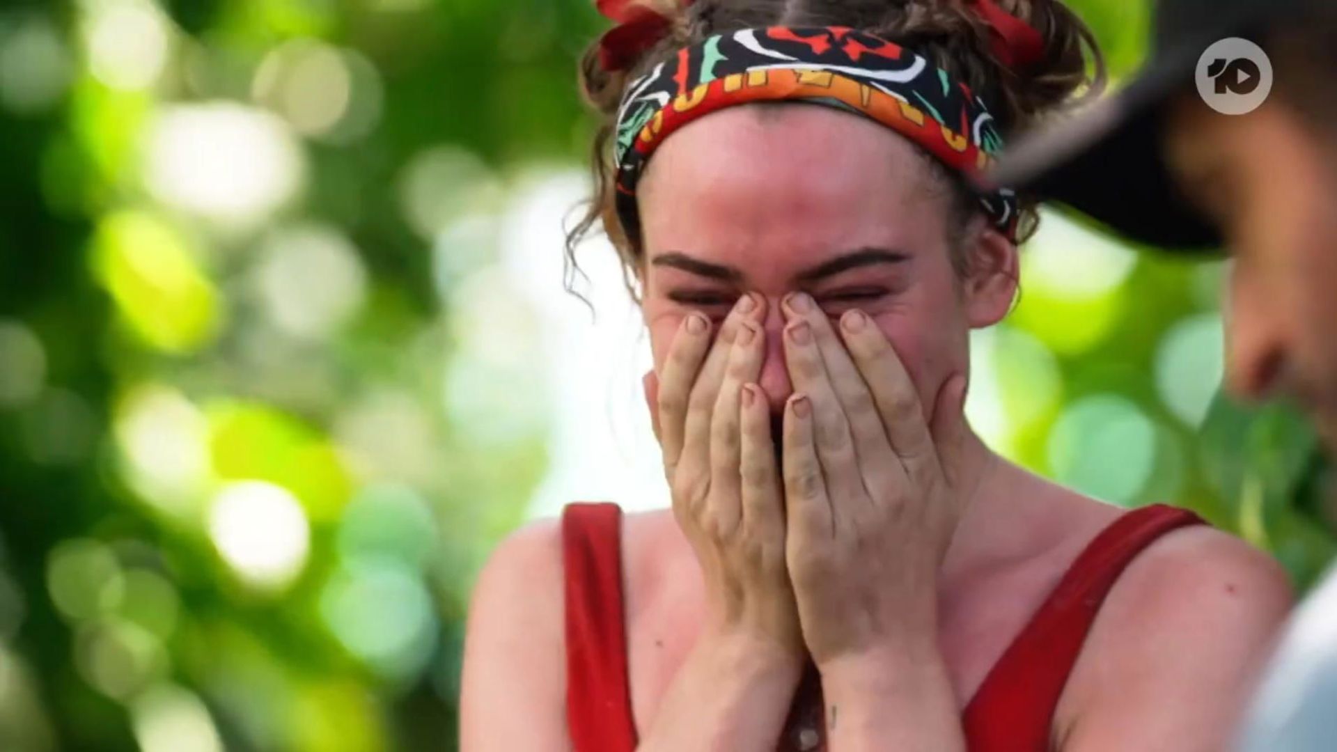 Australian Survivor background