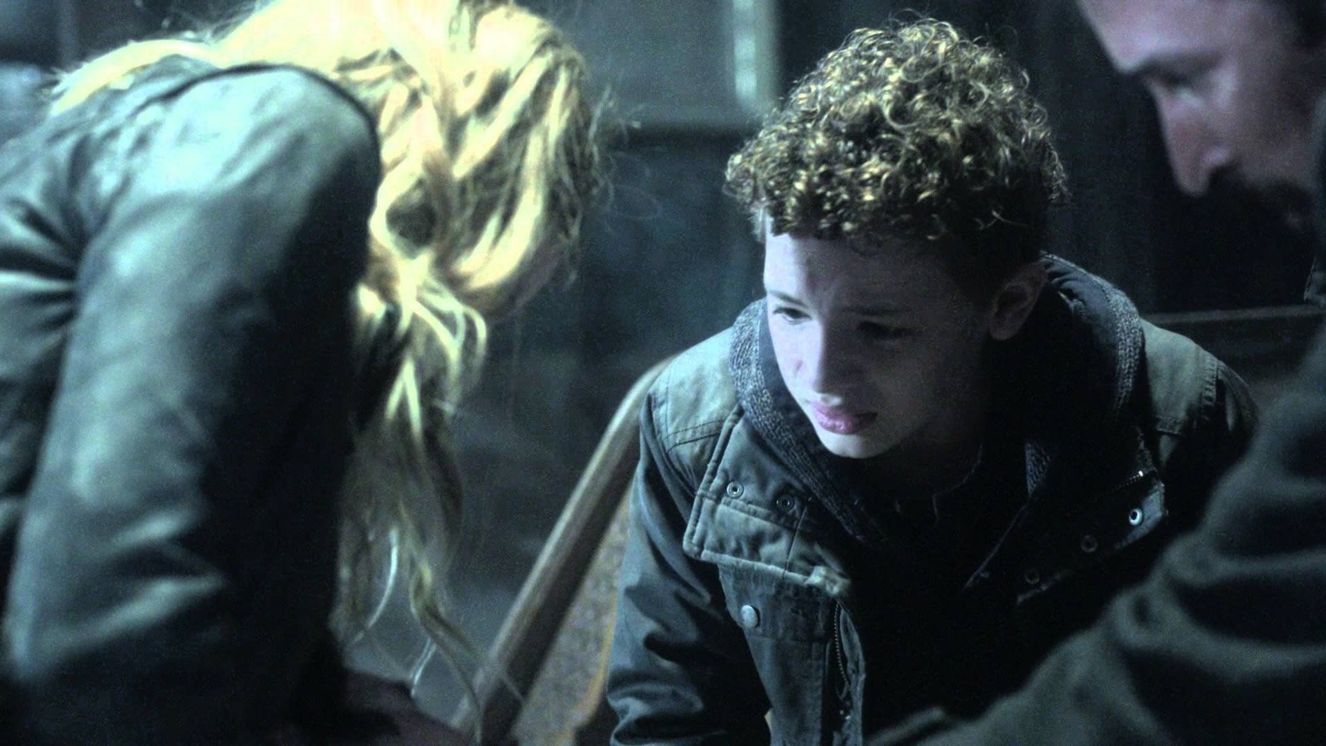 Falling Skies background