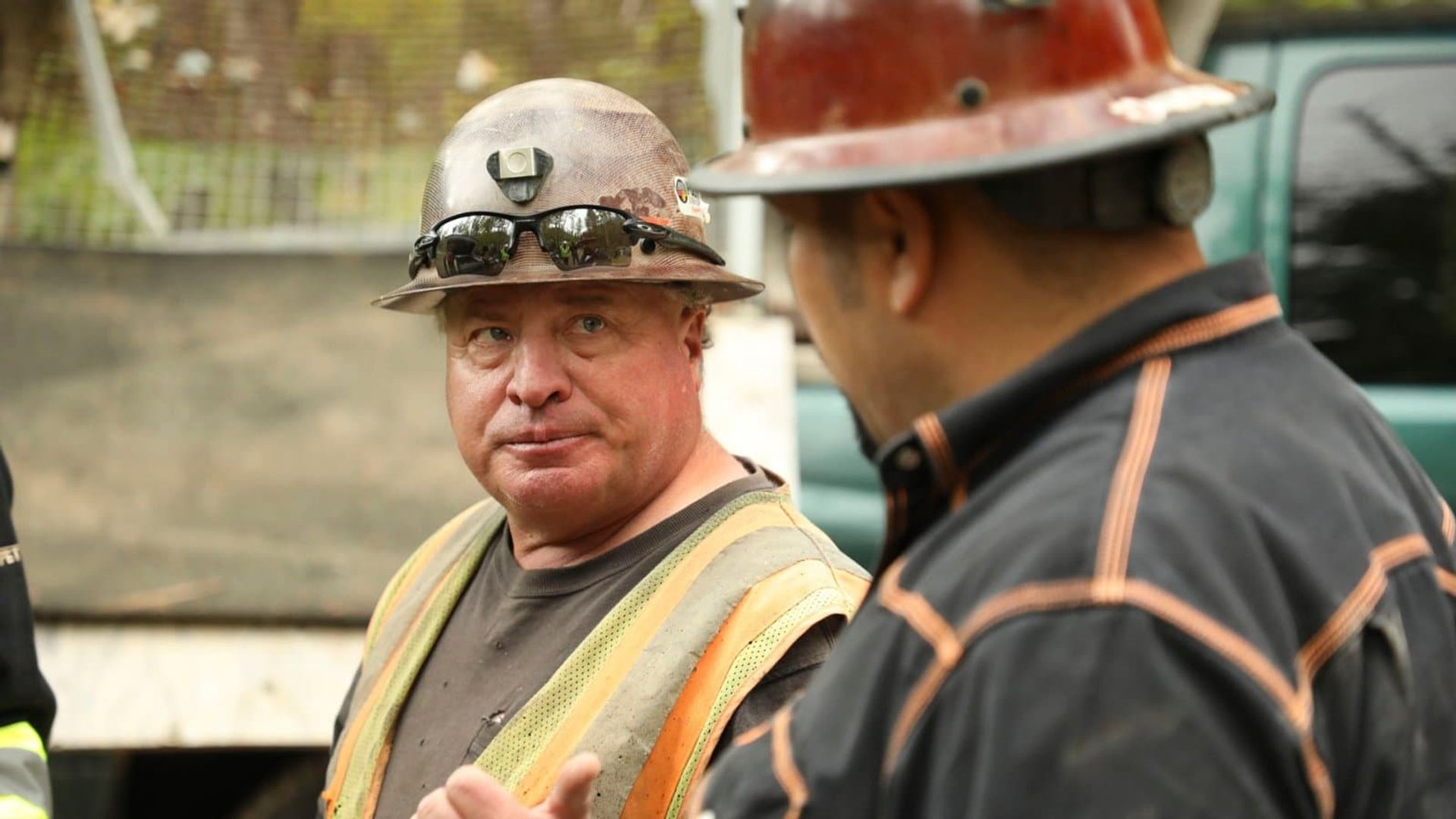Gold Rush: Freddy Dodge's Mine Rescue background
