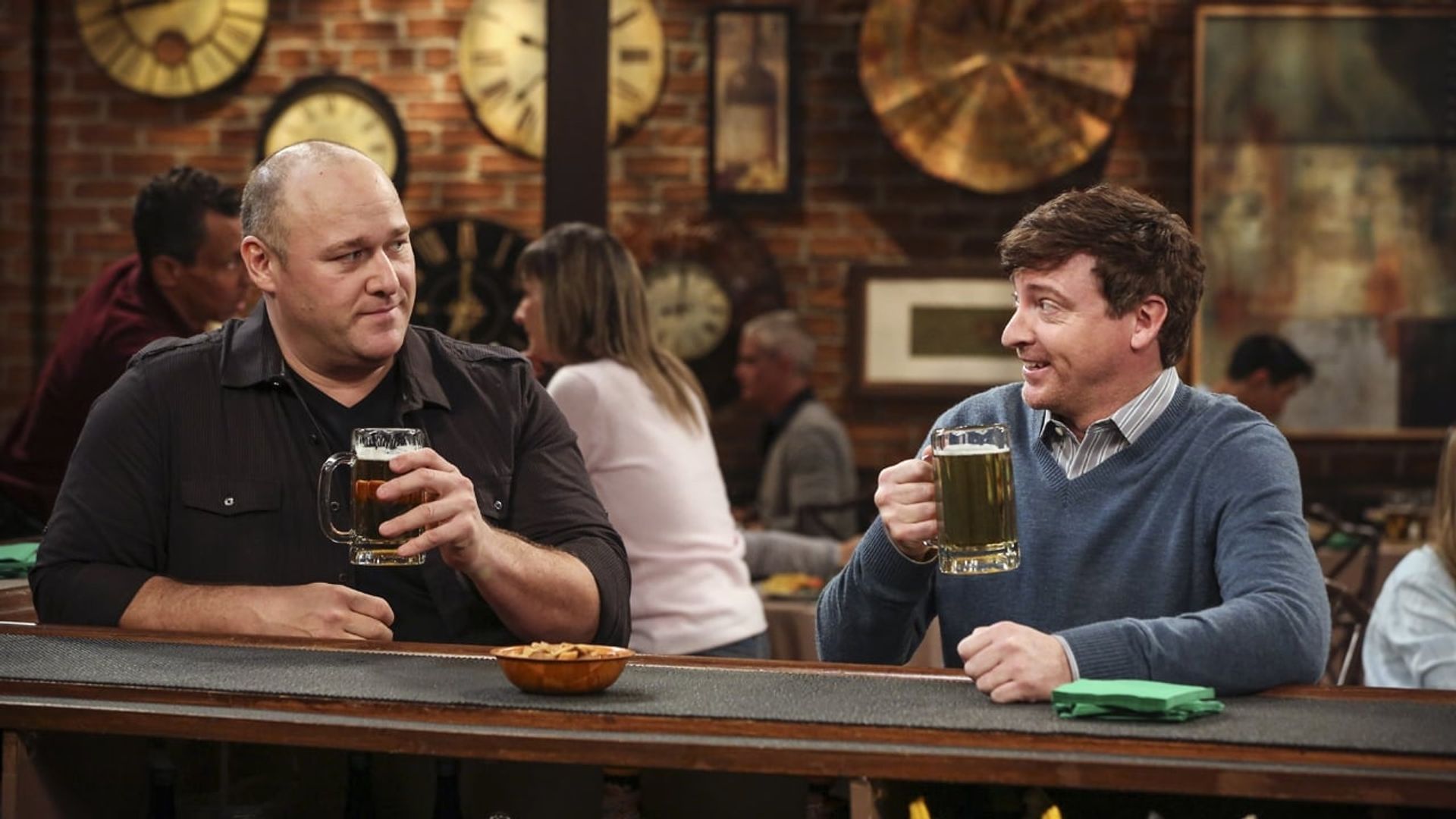 Hot in Cleveland background