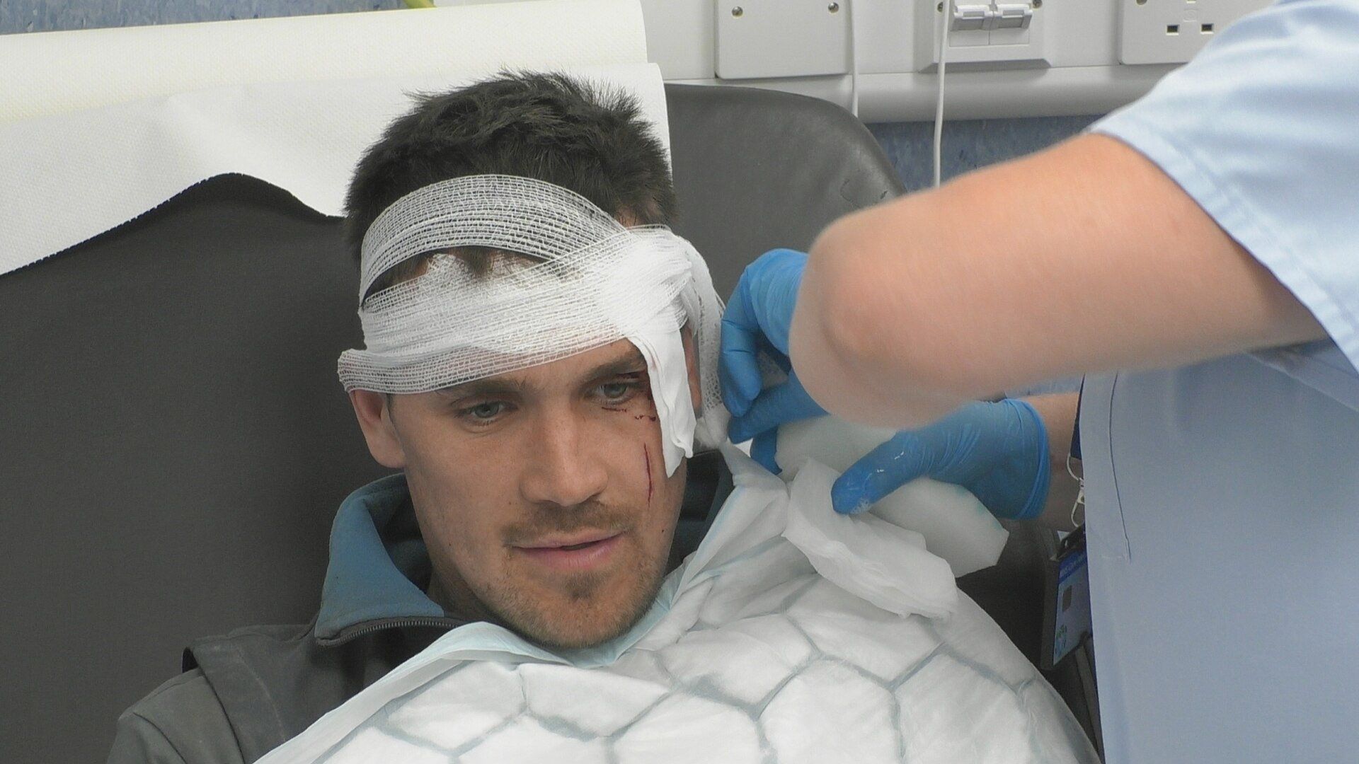 24 Hours in A&E background