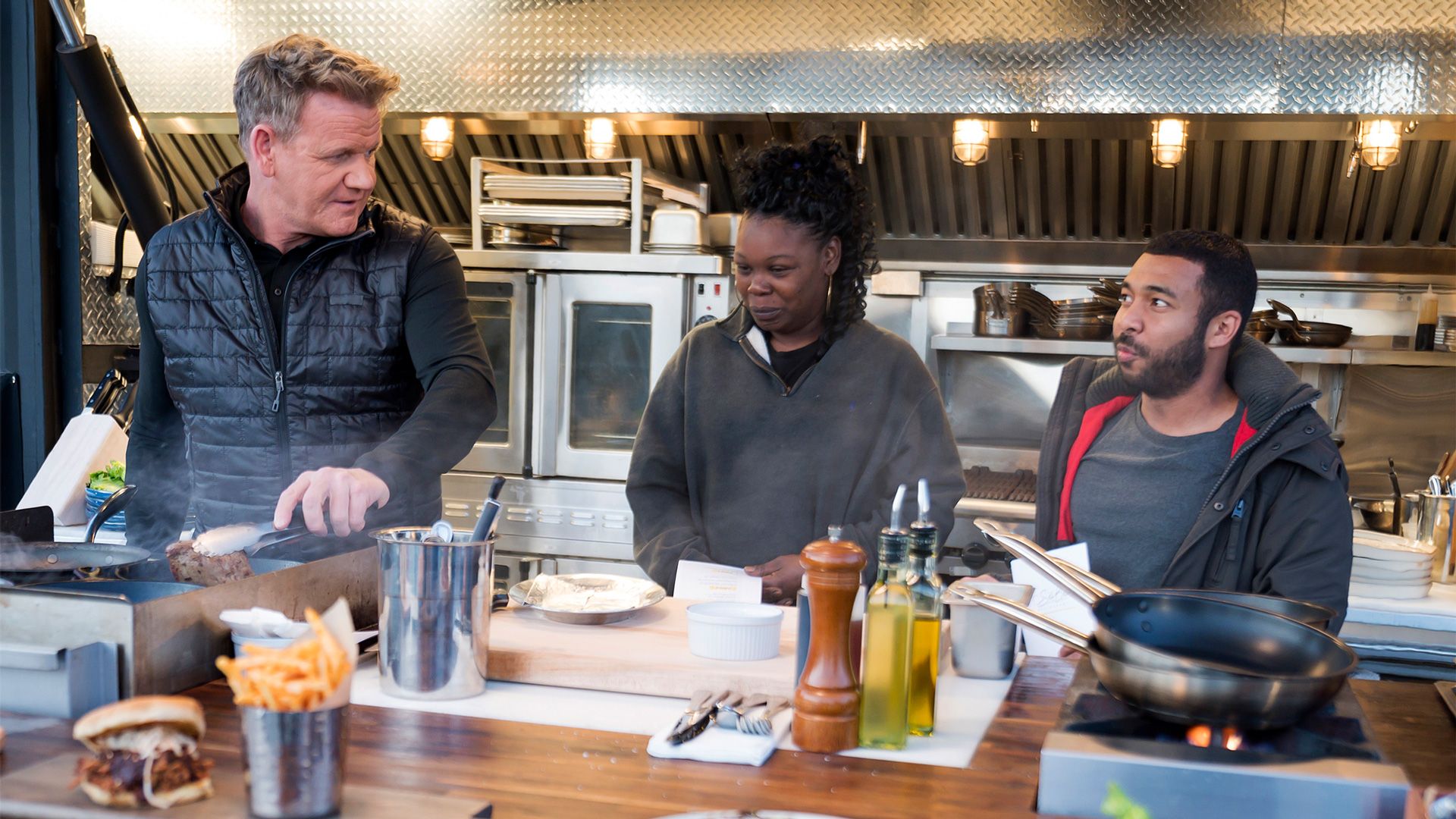 Gordon Ramsay's 24 Hours to Hell and Back background