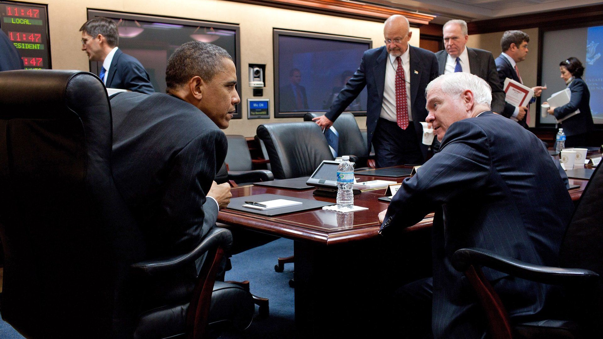 Inside Obama's White House background