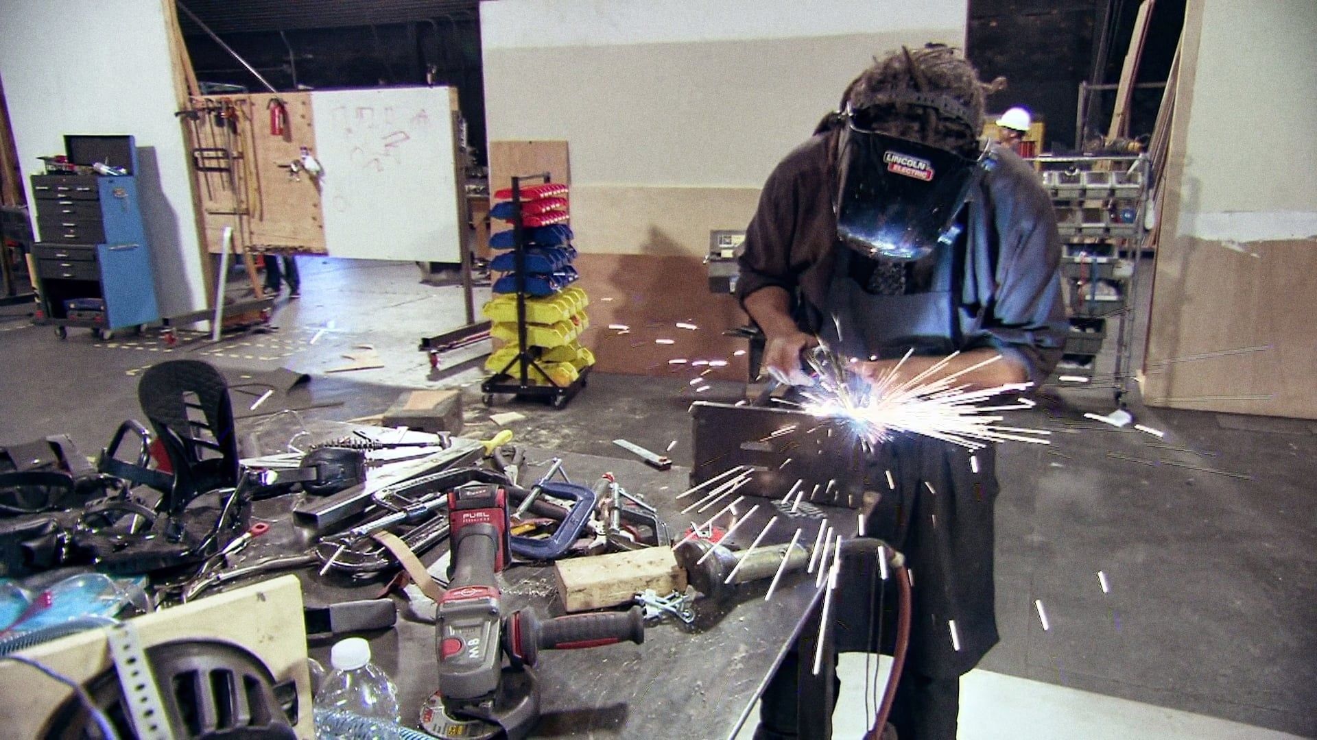 MythBusters: The Search background