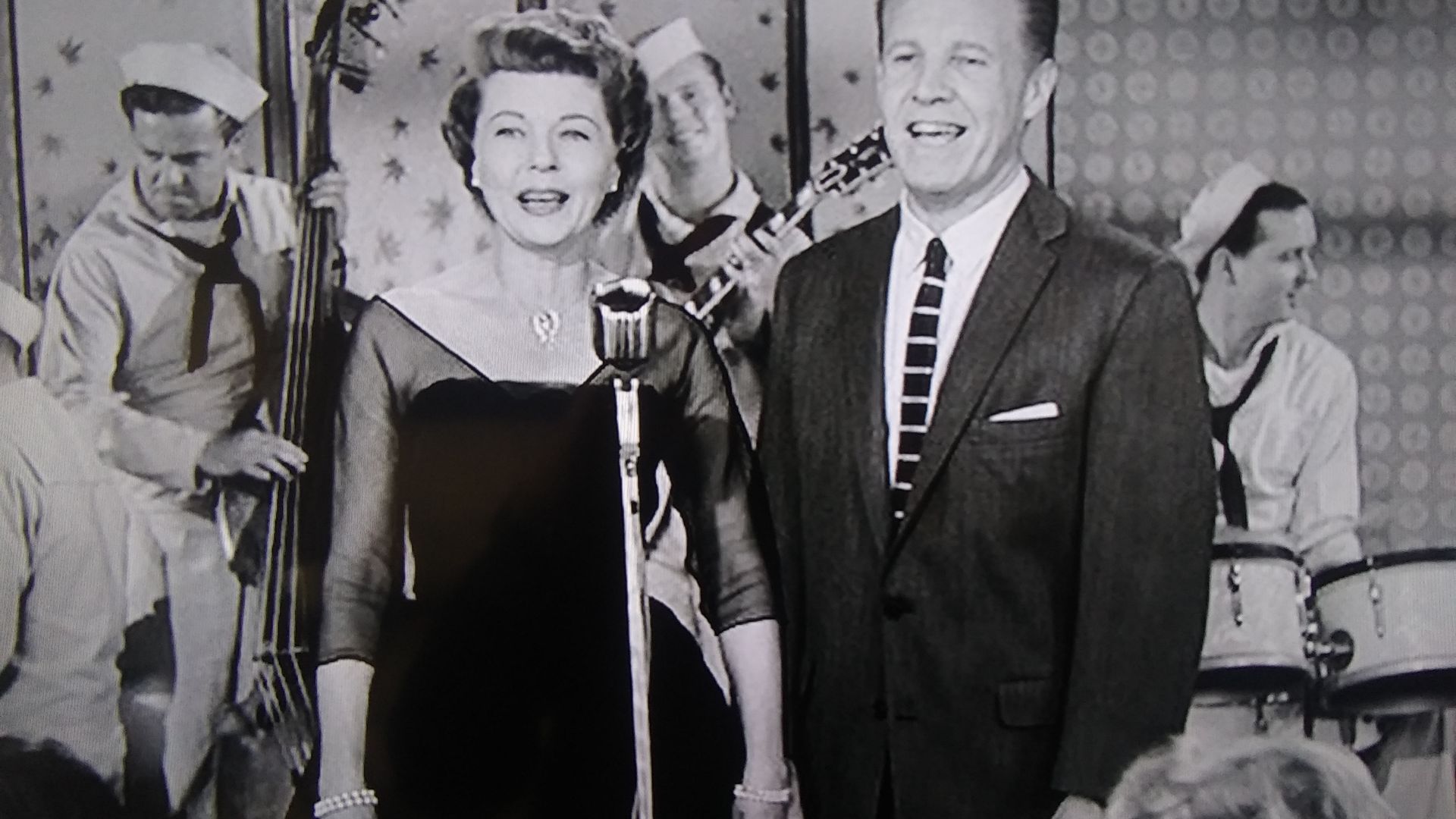 The Adventures of Ozzie and Harriet background