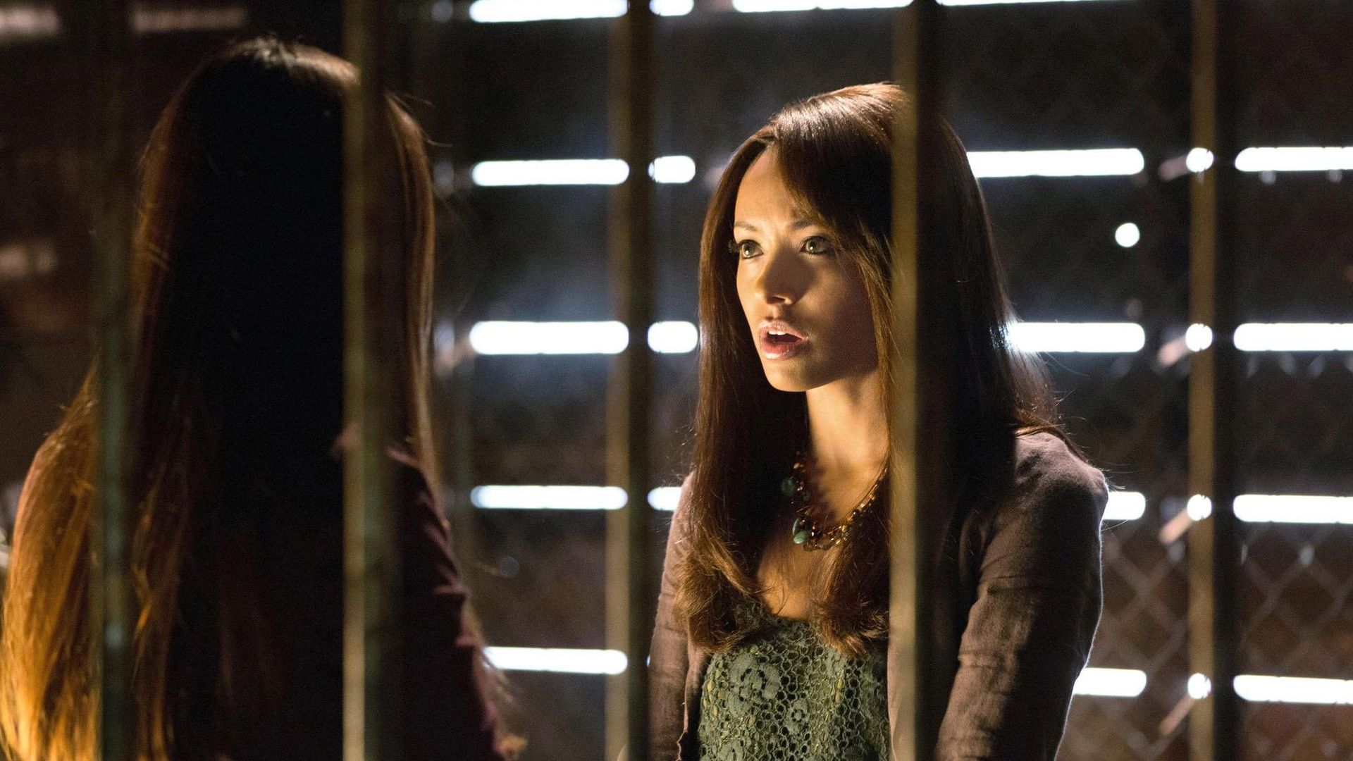 The Vampire Diaries background