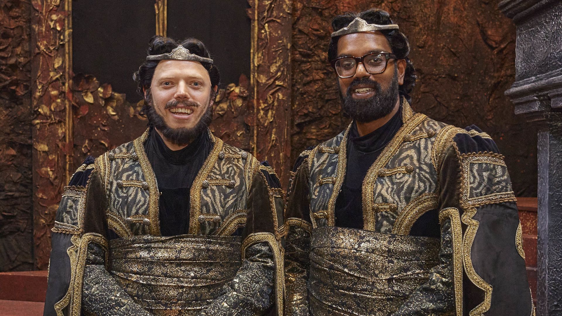 Rob & Romesh Vs background