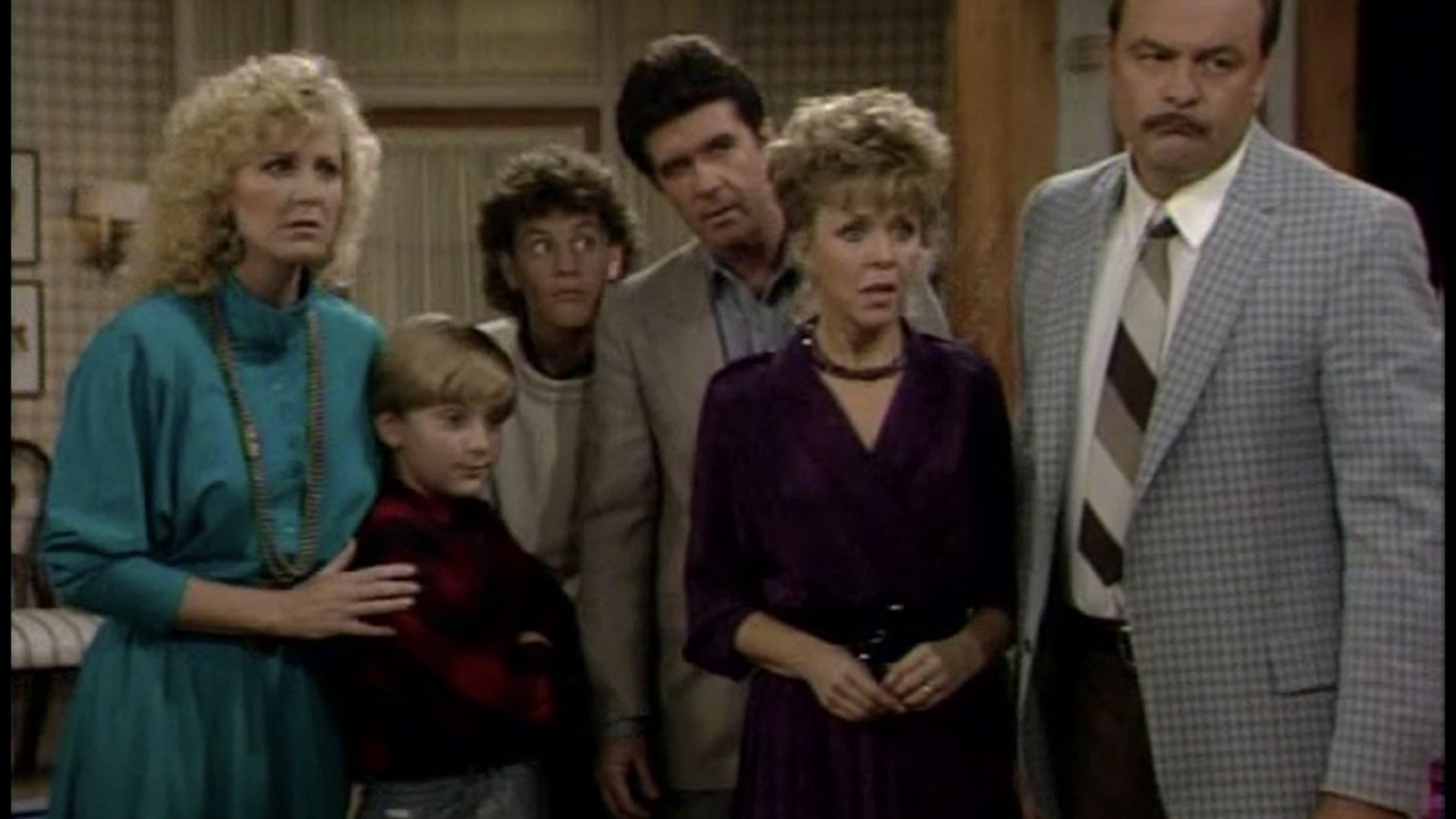 Growing Pains background