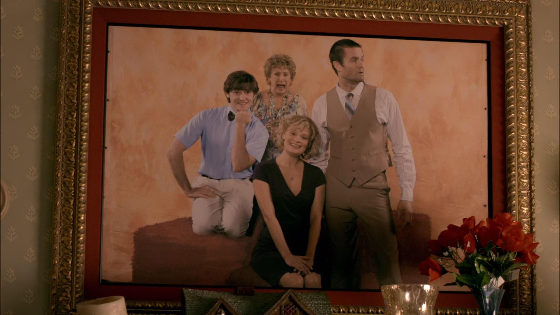 Raising Hope background