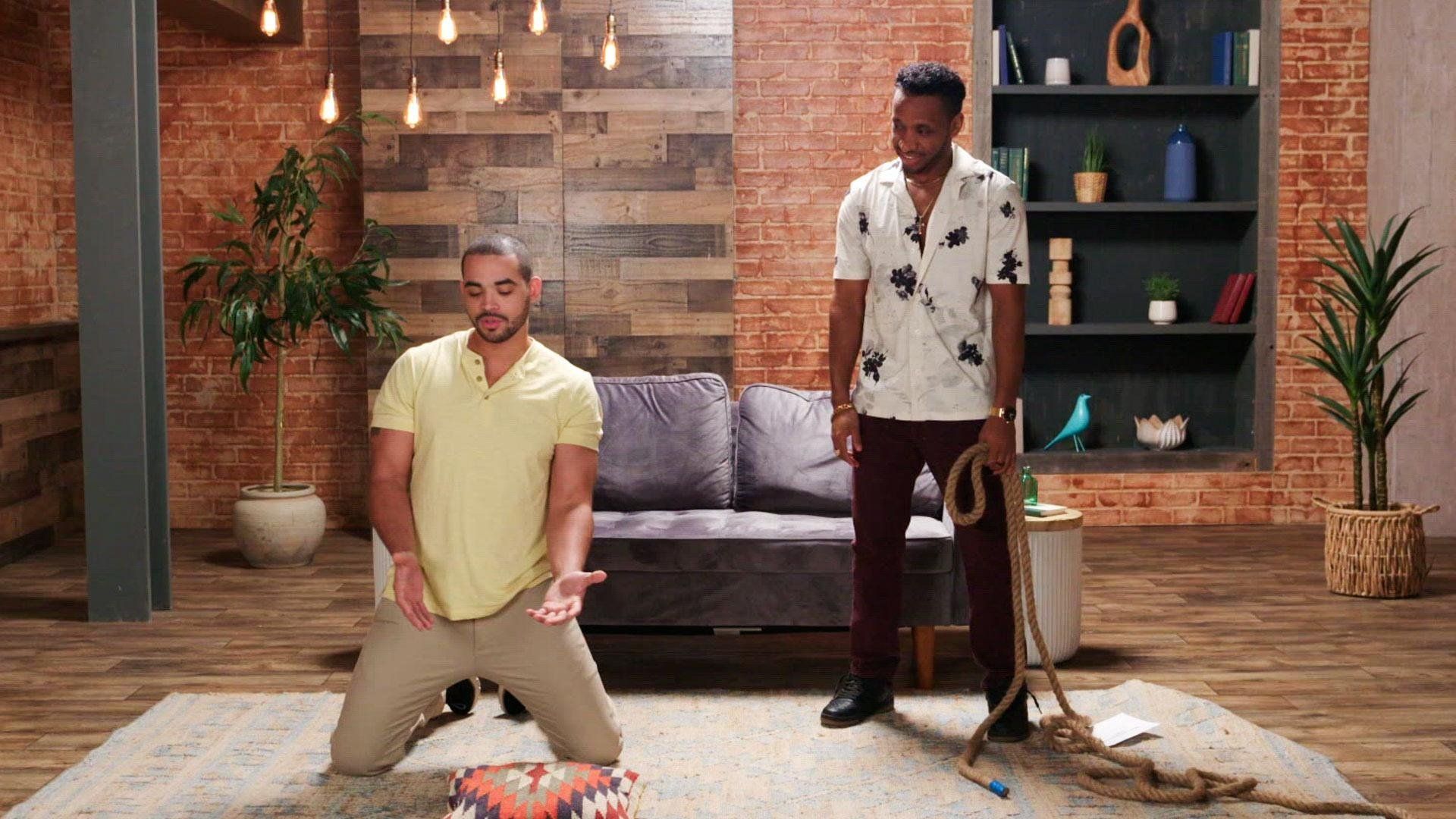 90 Day Fiancé: Pillow Talk background