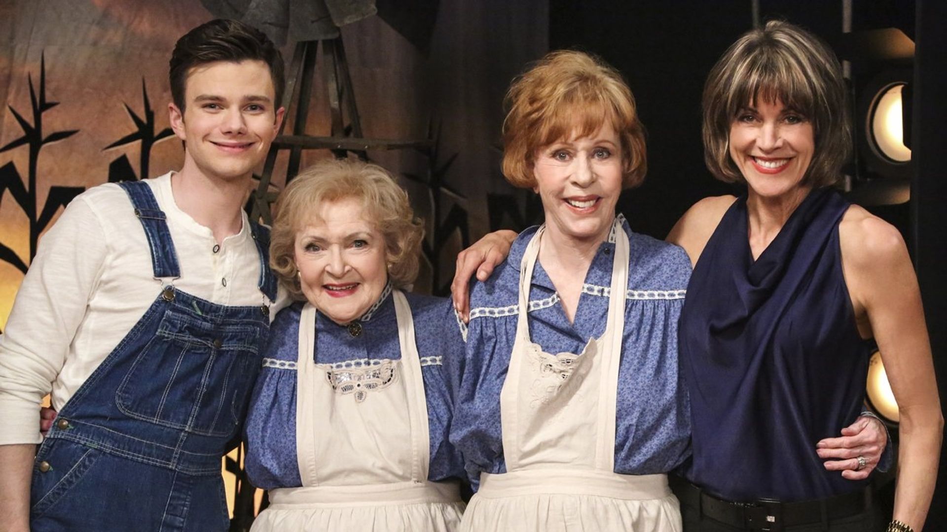 Hot in Cleveland background