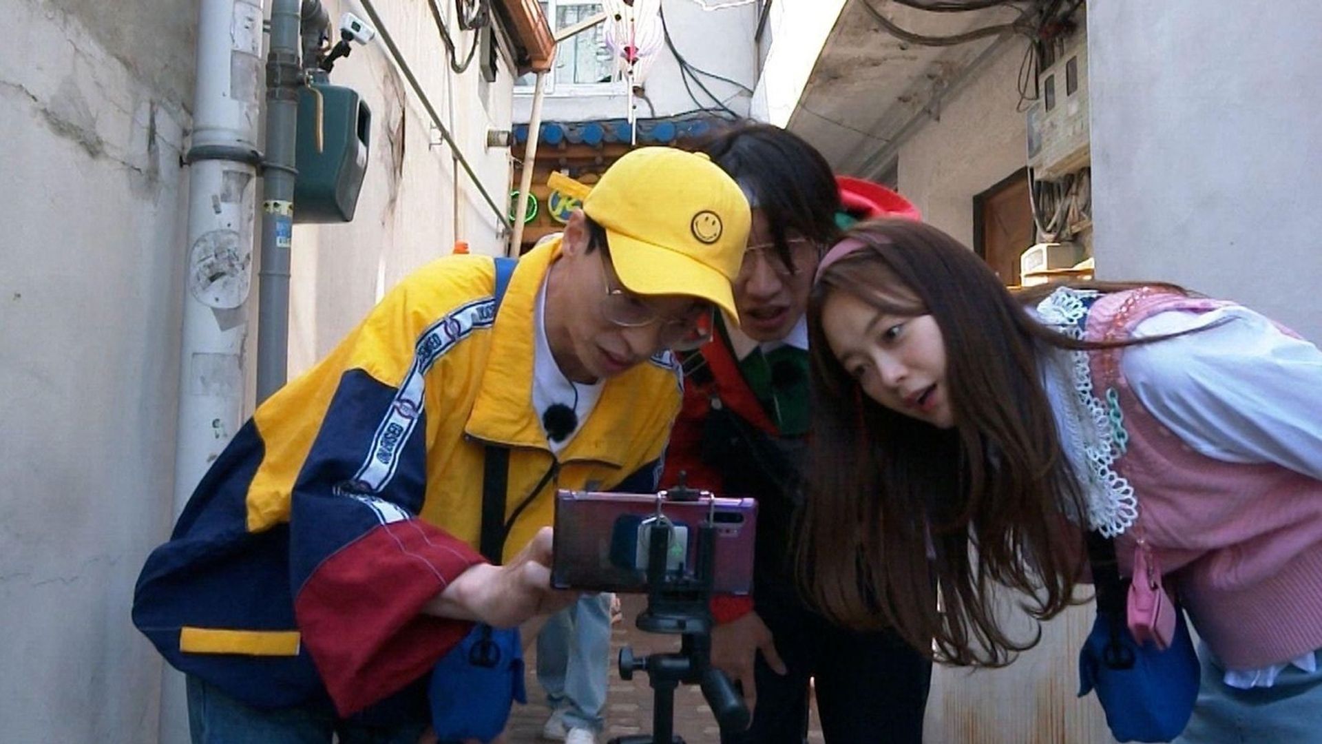 Running Man background