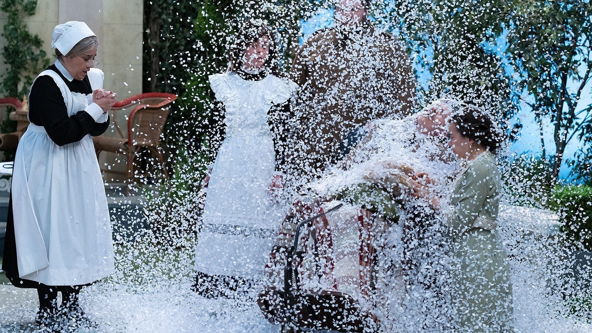 The Goes Wrong Show background