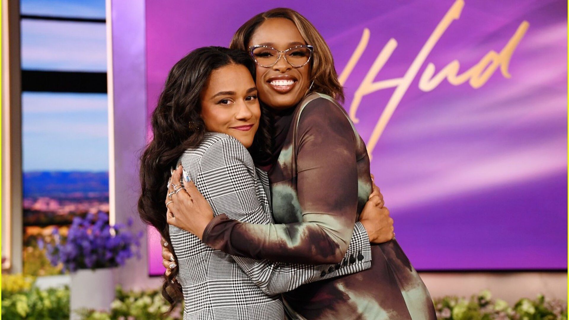 The Jennifer Hudson Show background
