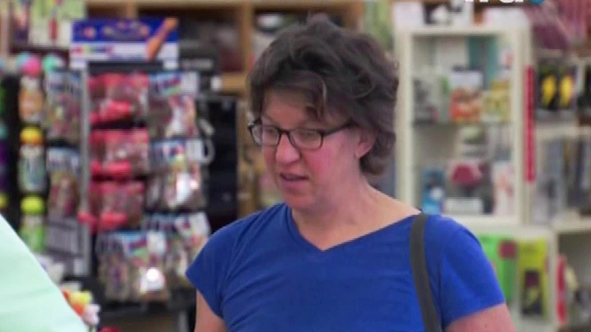 The Carbonaro Effect background