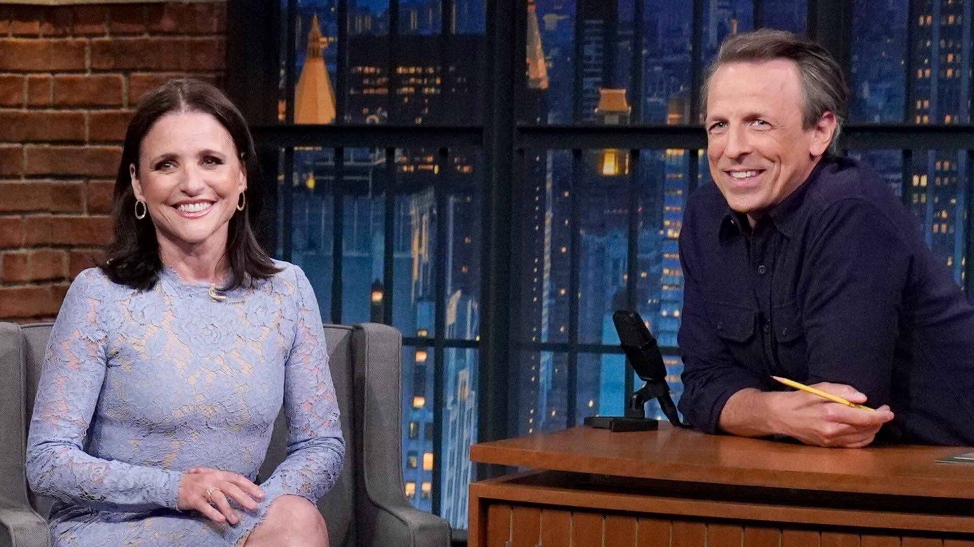 Late Night with Seth Meyers background