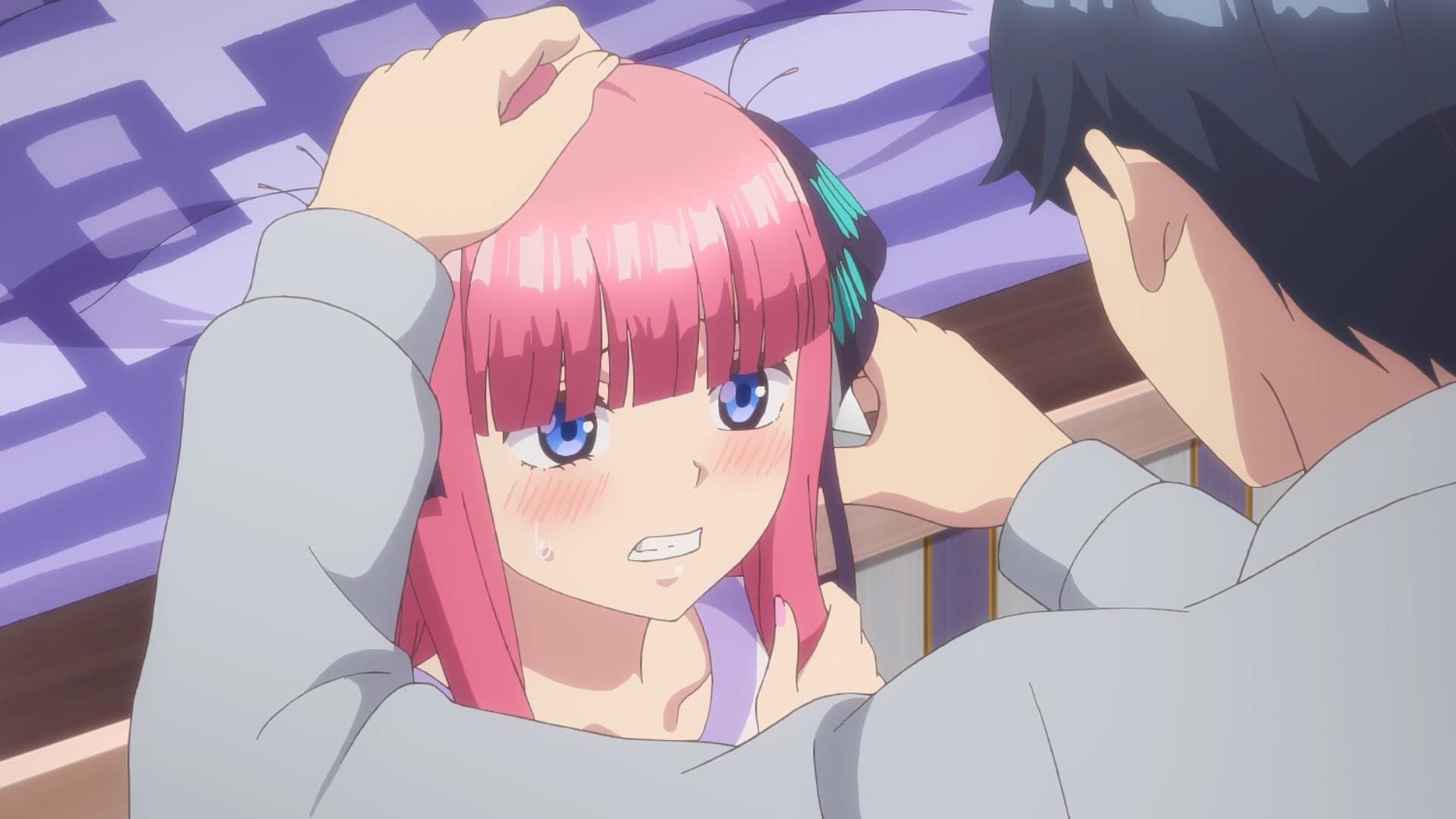 The Quintessential Quintuplets background