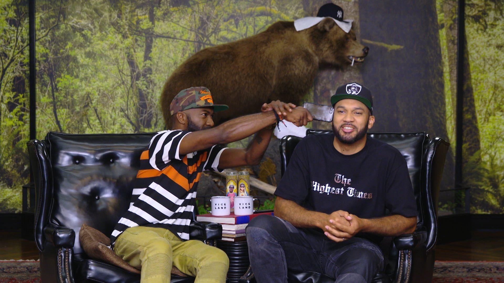 Desus & Mero background