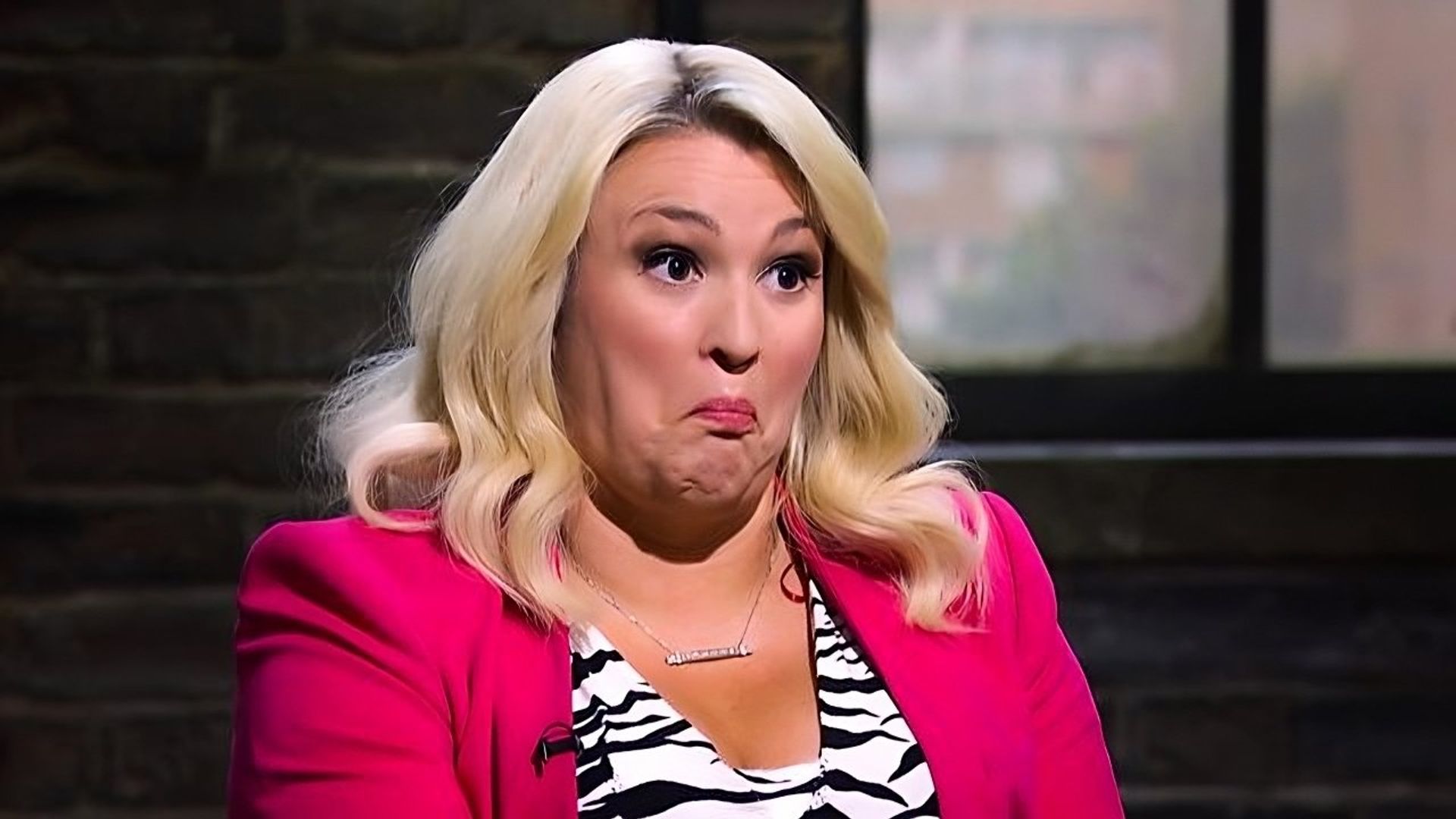 Dragons' Den background