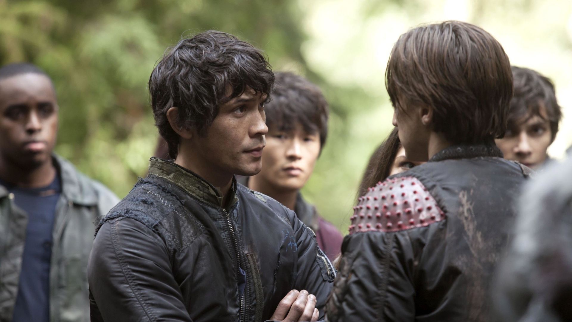 The 100 background