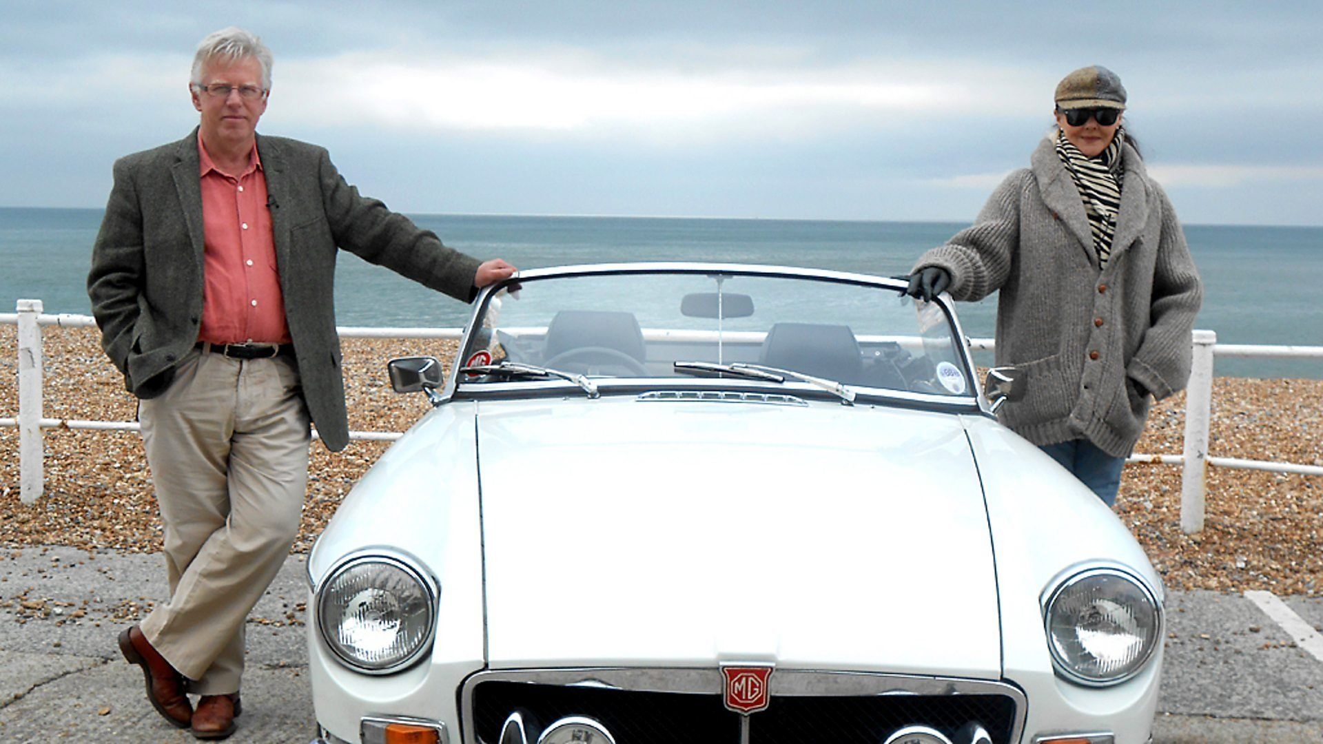 Celebrity Antiques Road Trip background