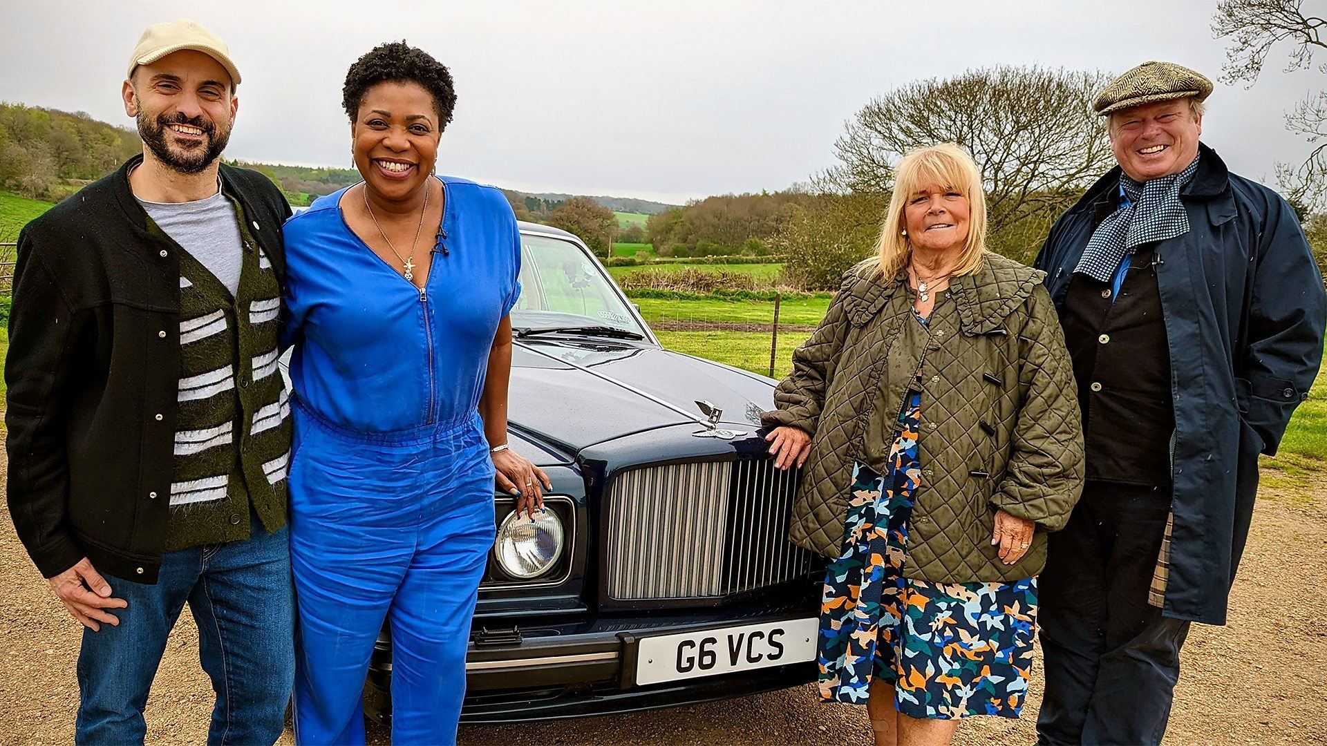 Celebrity Antiques Road Trip background