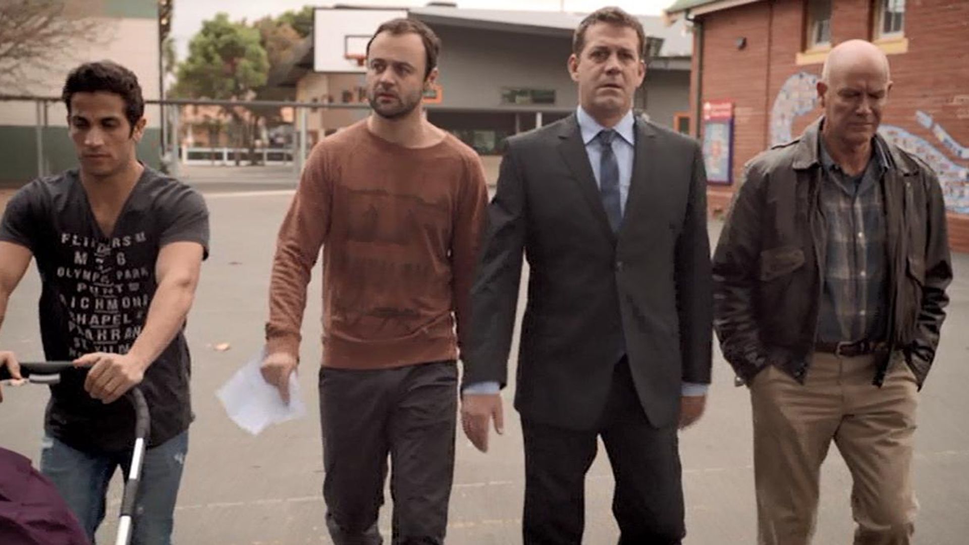 House Husbands background