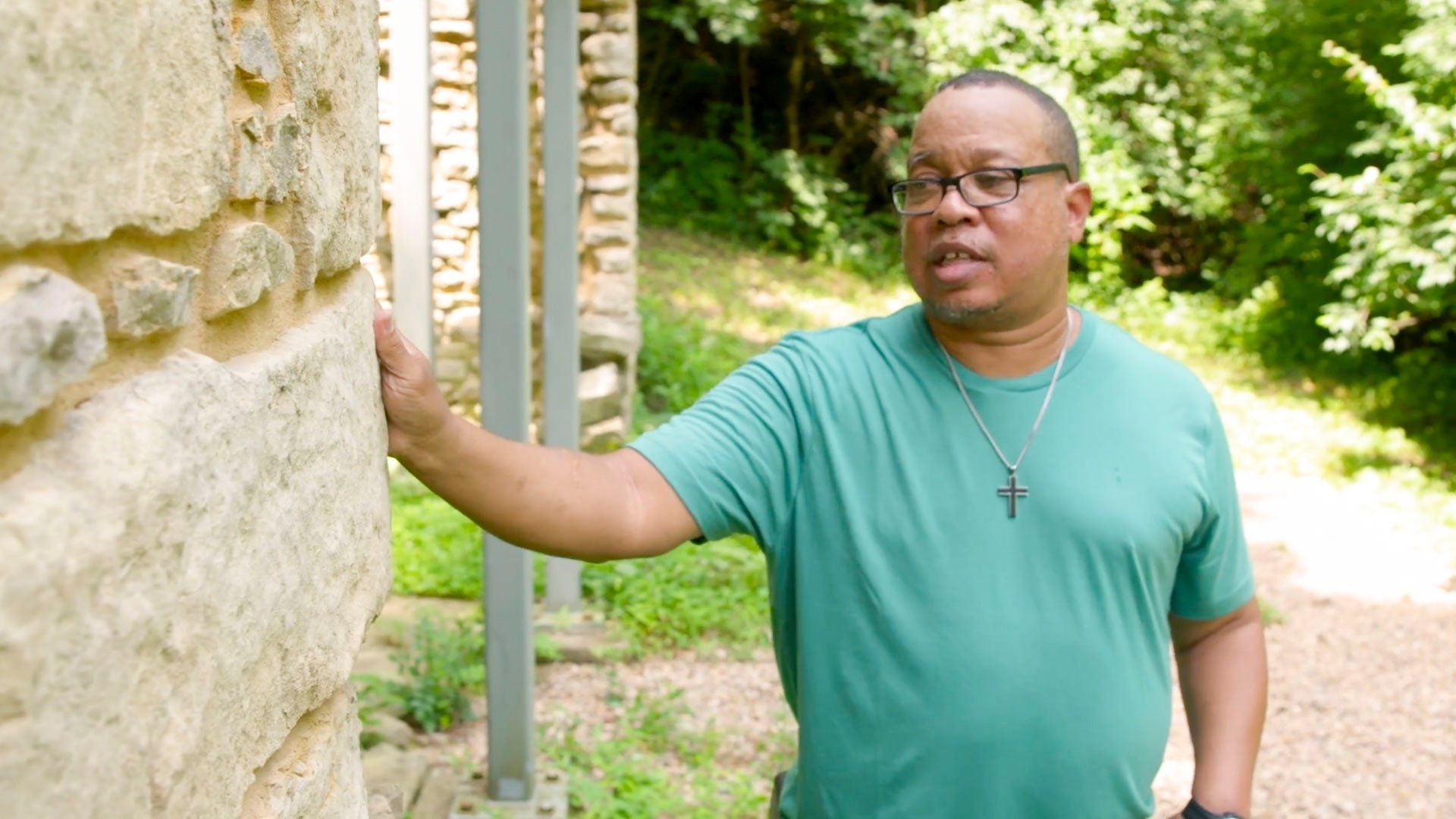 Underground Railroad: The Secret History background