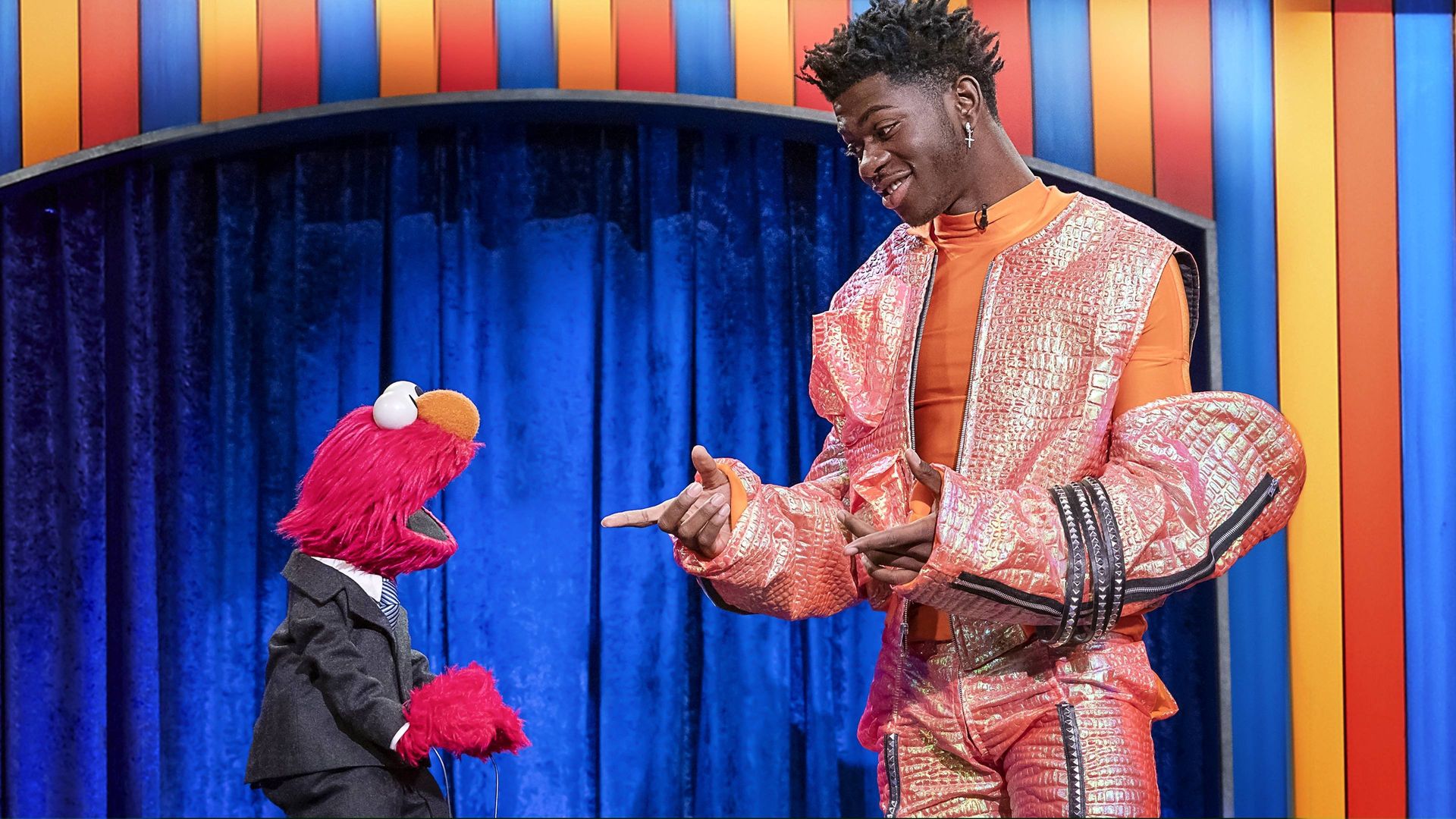 The Not Too Late Show with Elmo background
