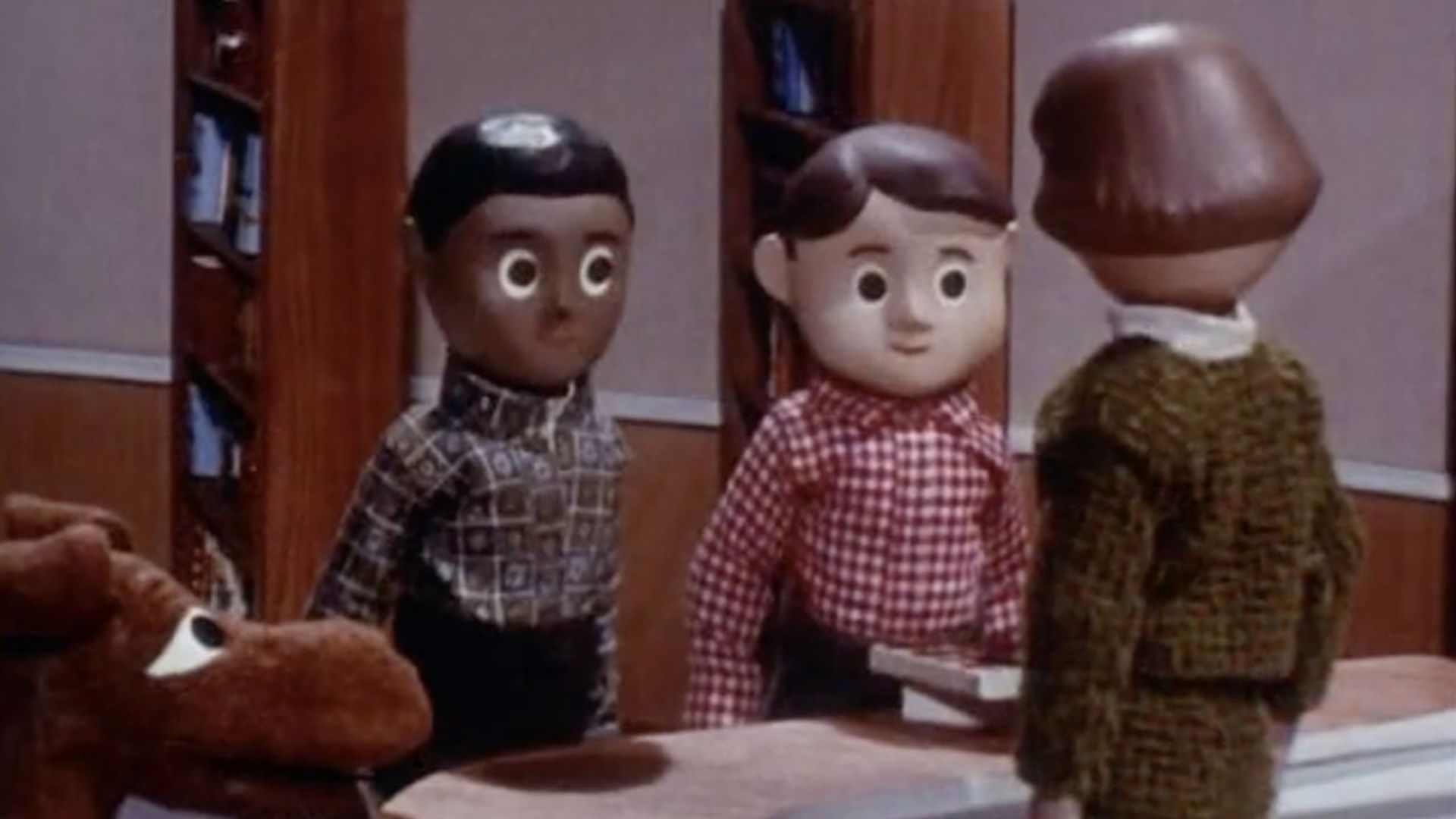 Davey and Goliath background