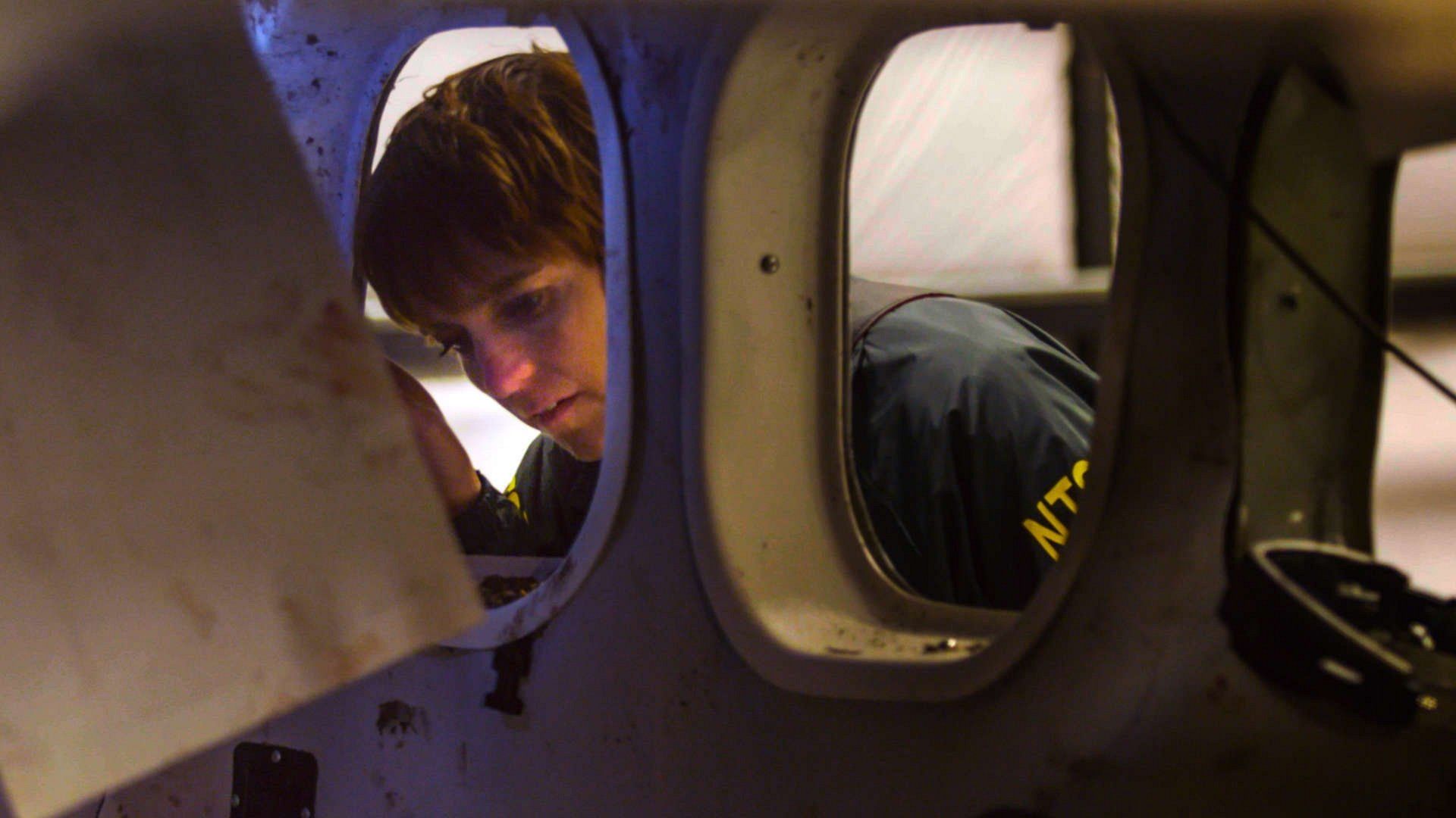 Alaska Aircrash Investigations background
