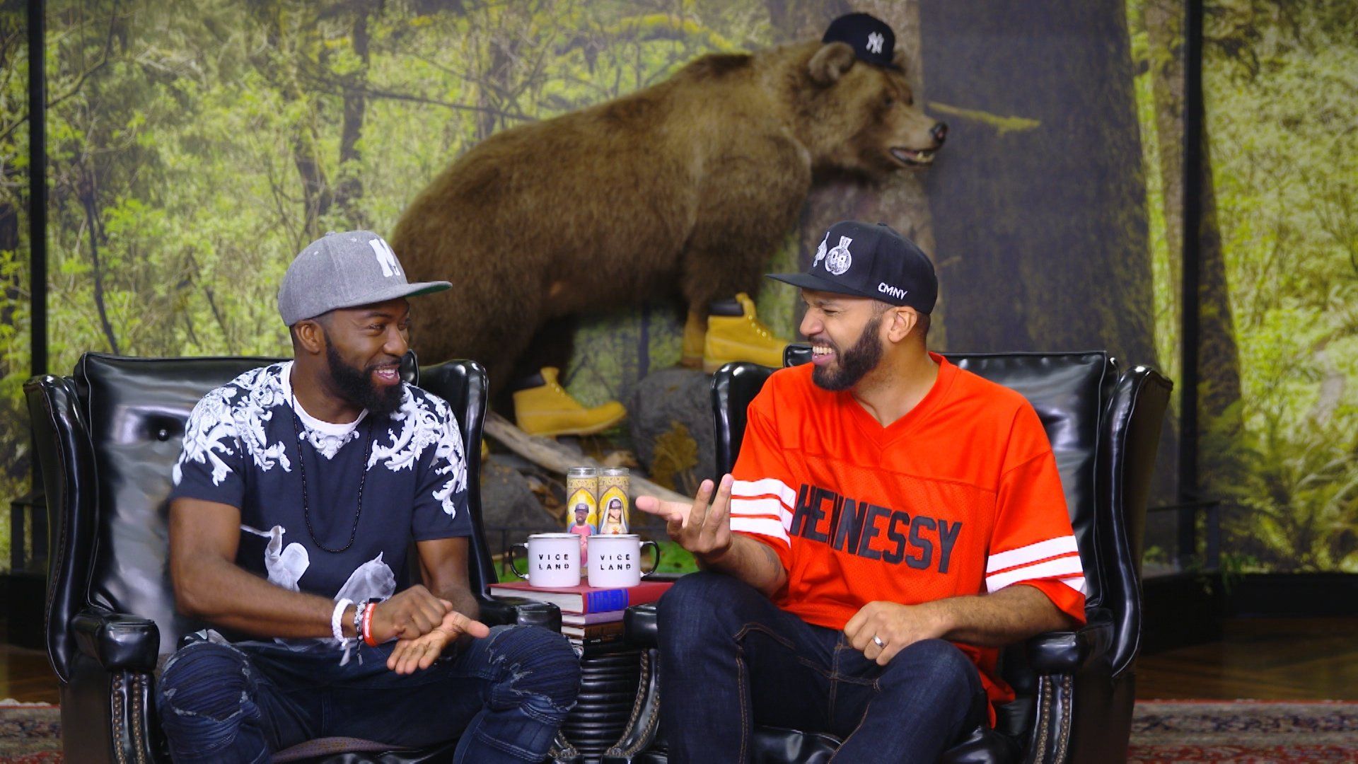 Desus & Mero background