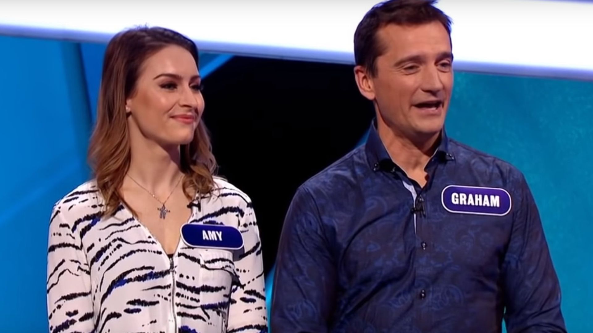Pointless Celebrities background