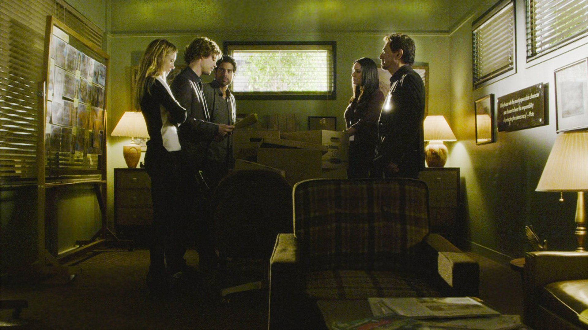Criminal Minds background