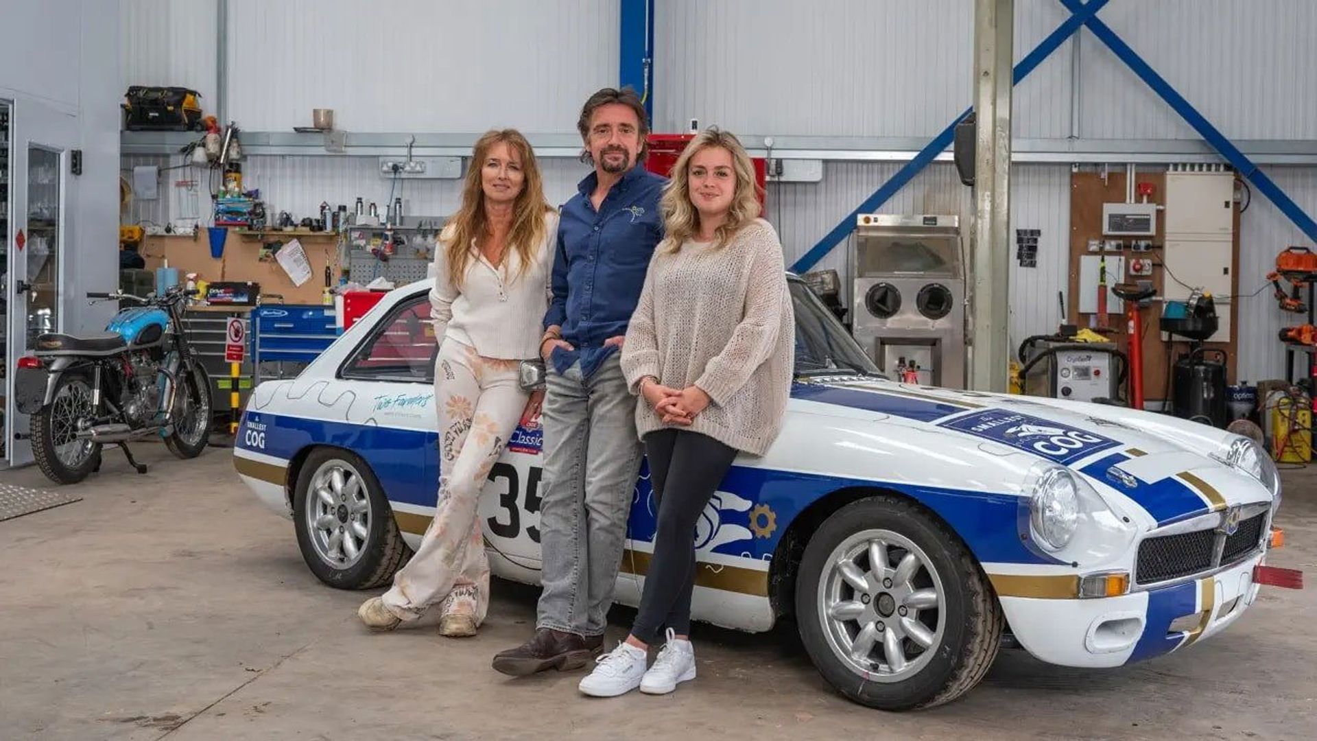 Richard Hammond's Workshop background