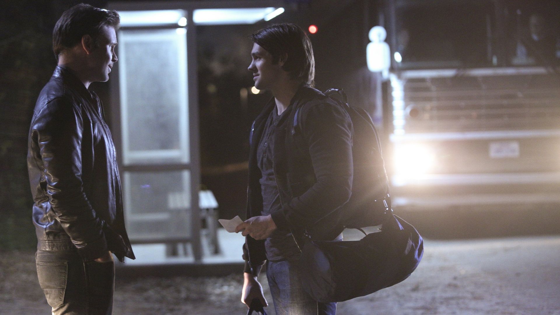The Vampire Diaries background