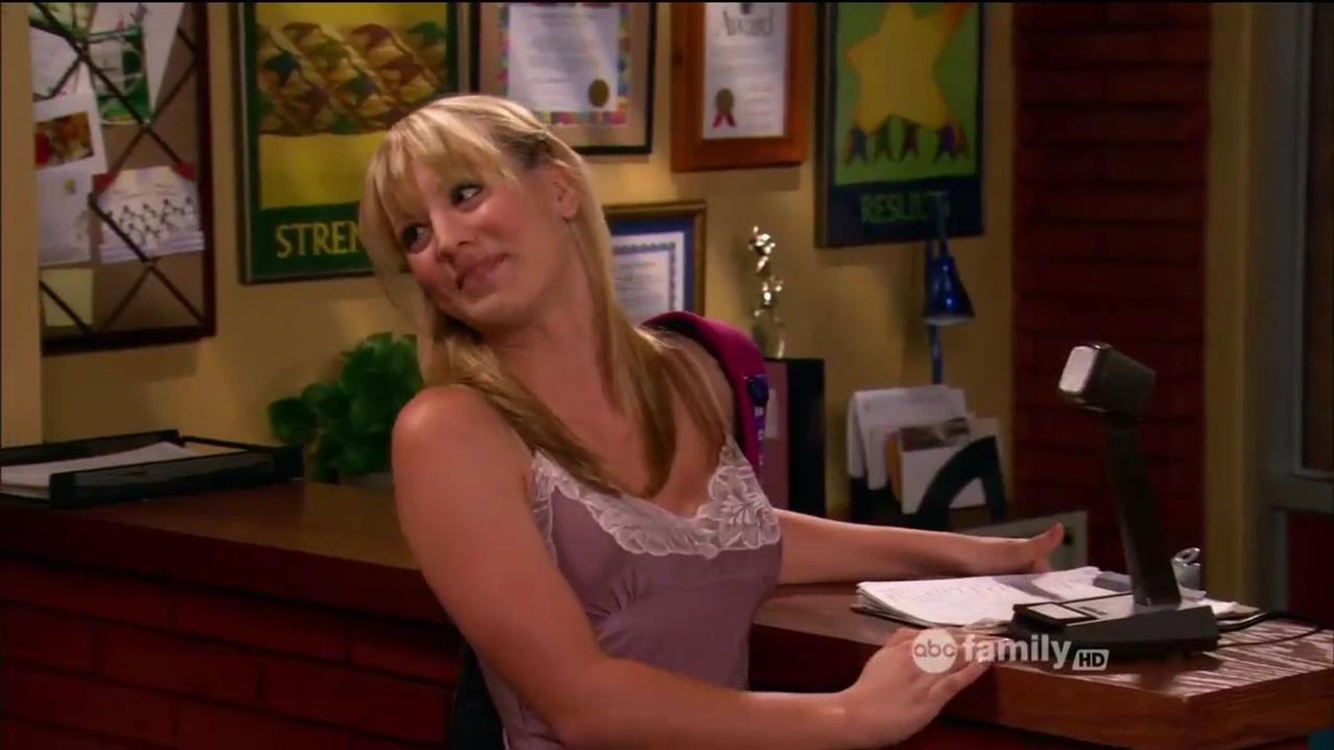 8 Simple Rules background