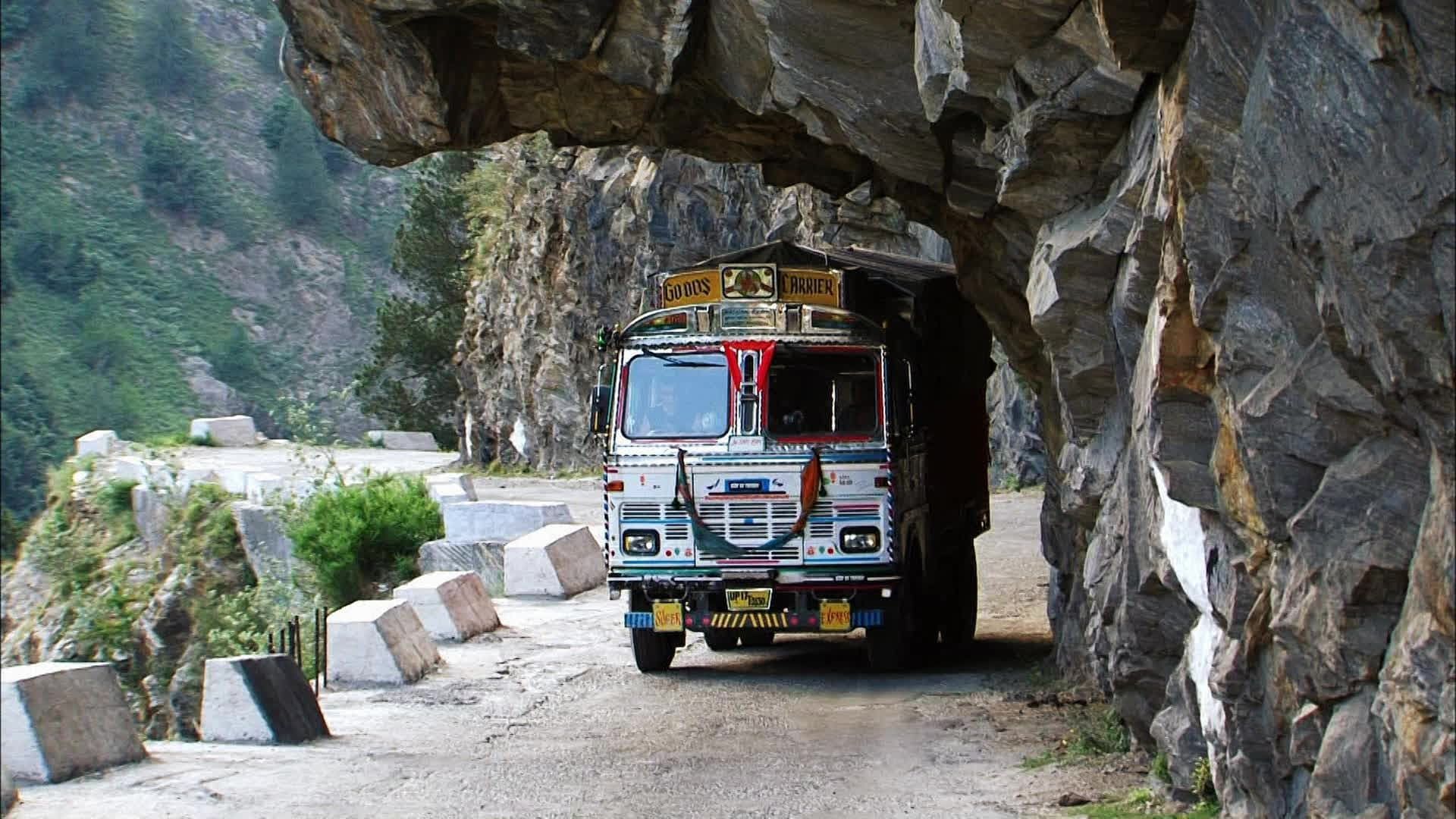 IRT: Deadliest Roads background
