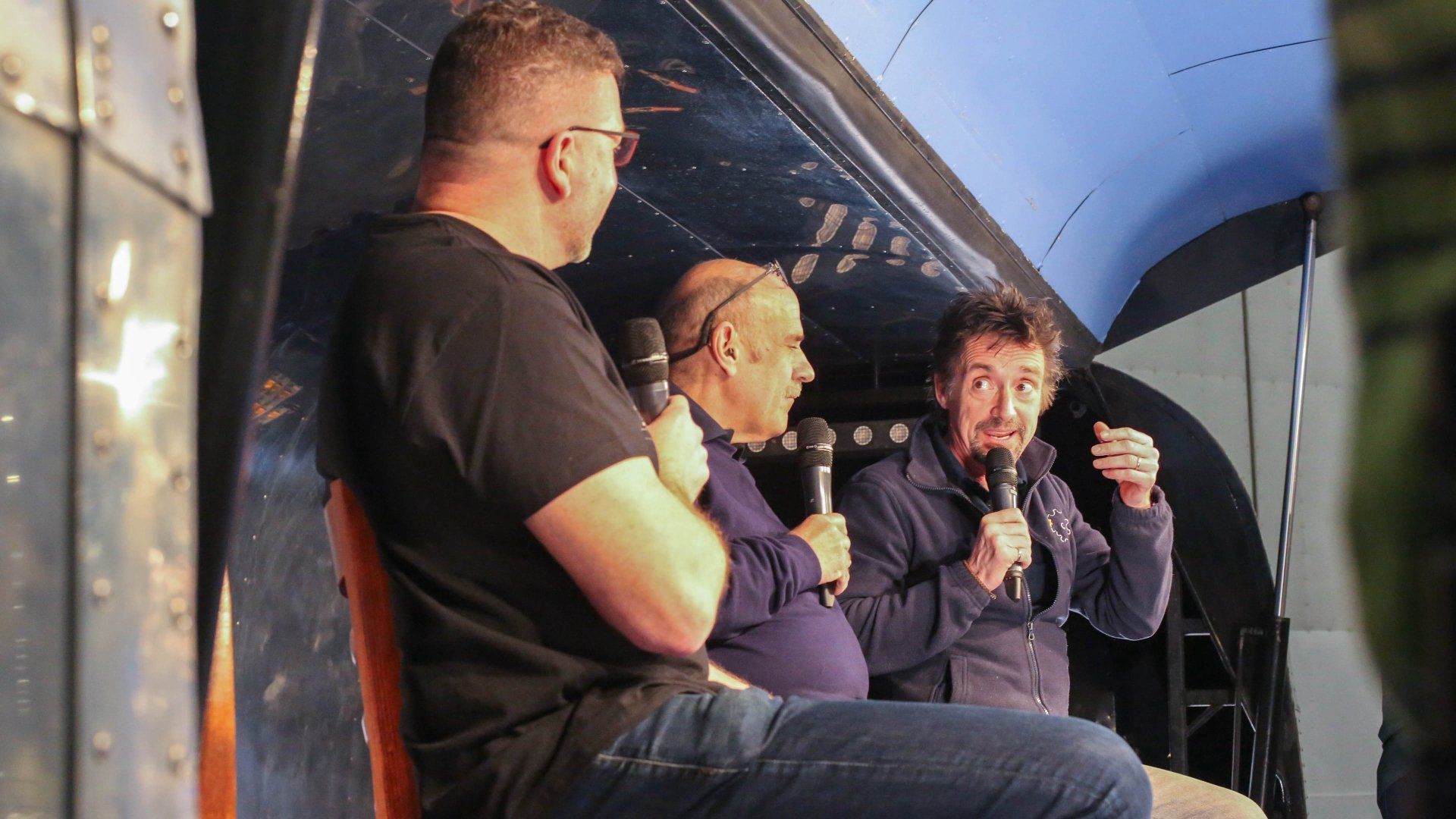 Richard Hammond's Workshop background
