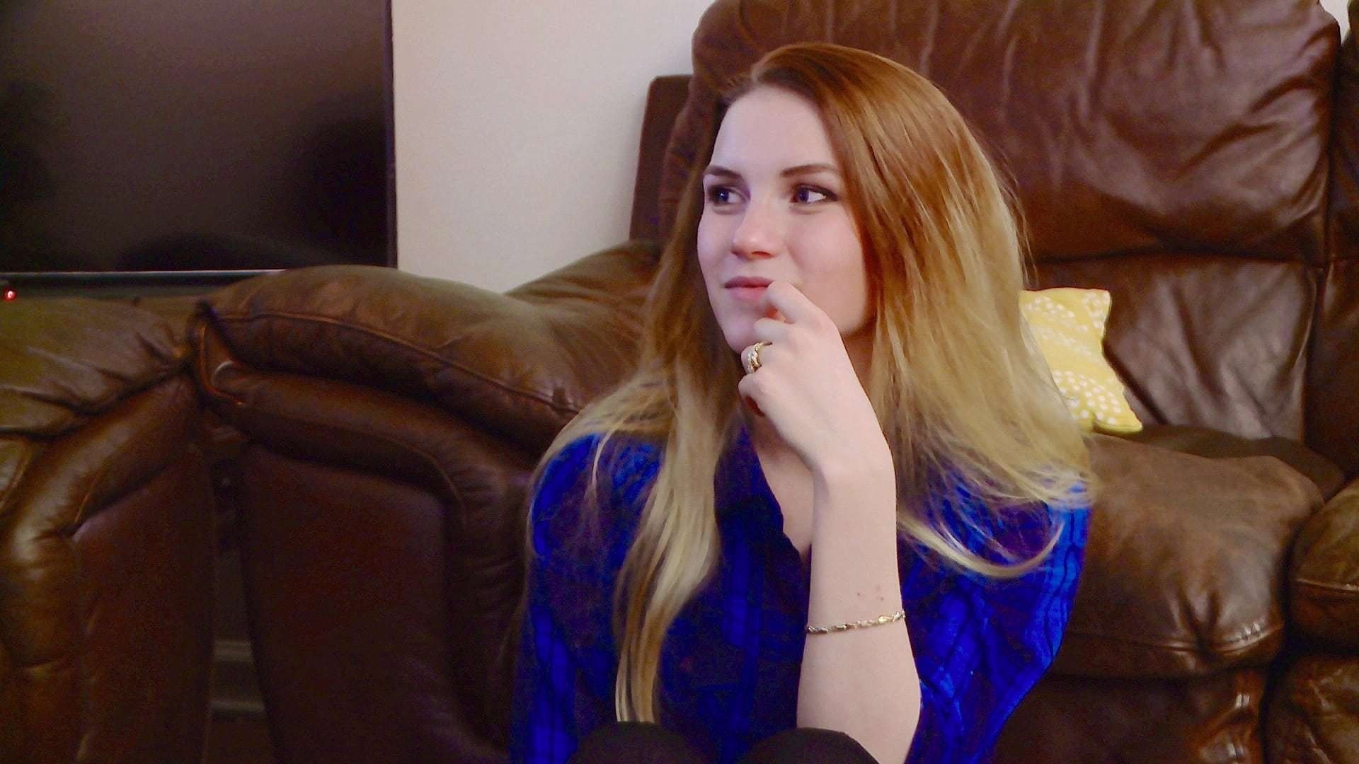 90 Day Fiancé: What Now? background