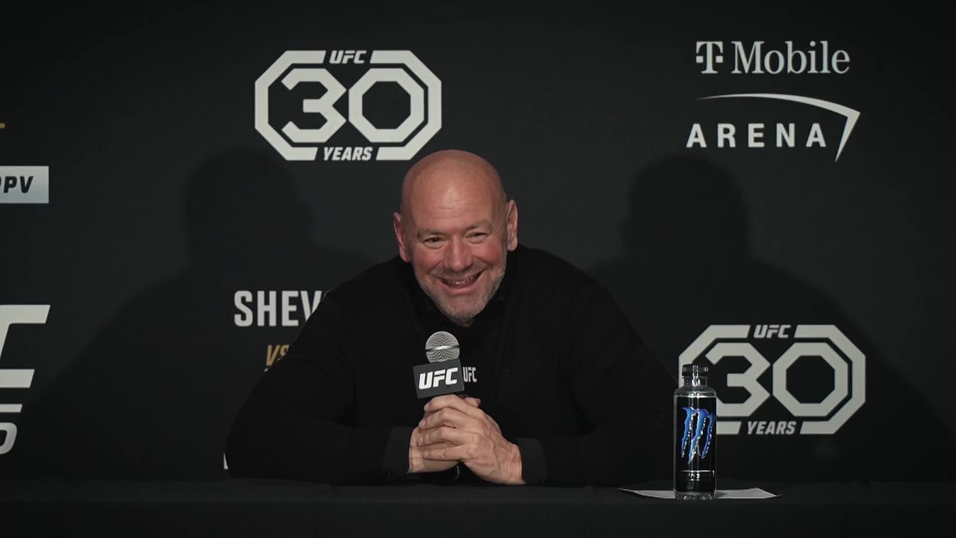 Fight Inc: Inside the UFC background
