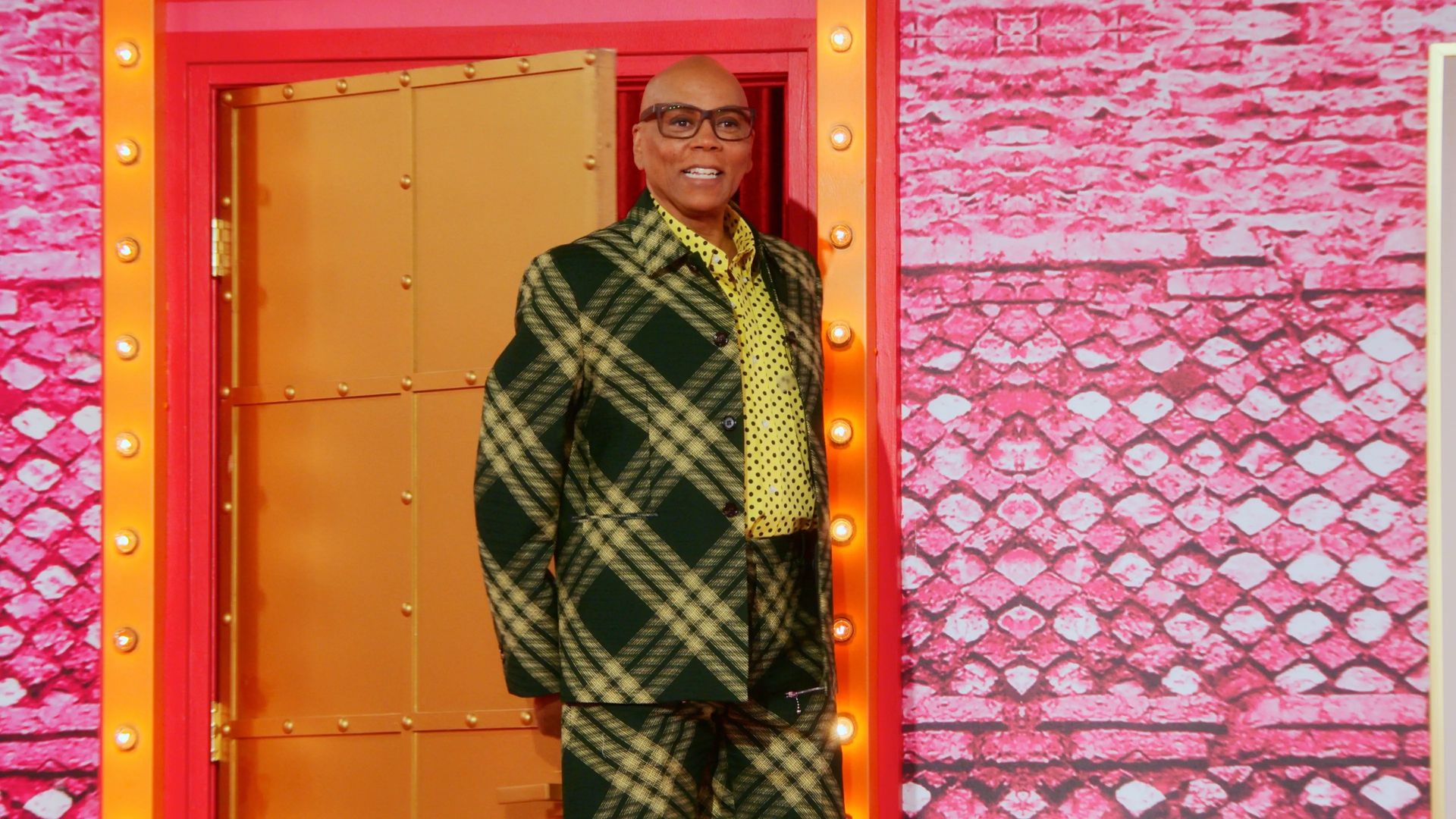 RuPaul's Drag Race All Stars background