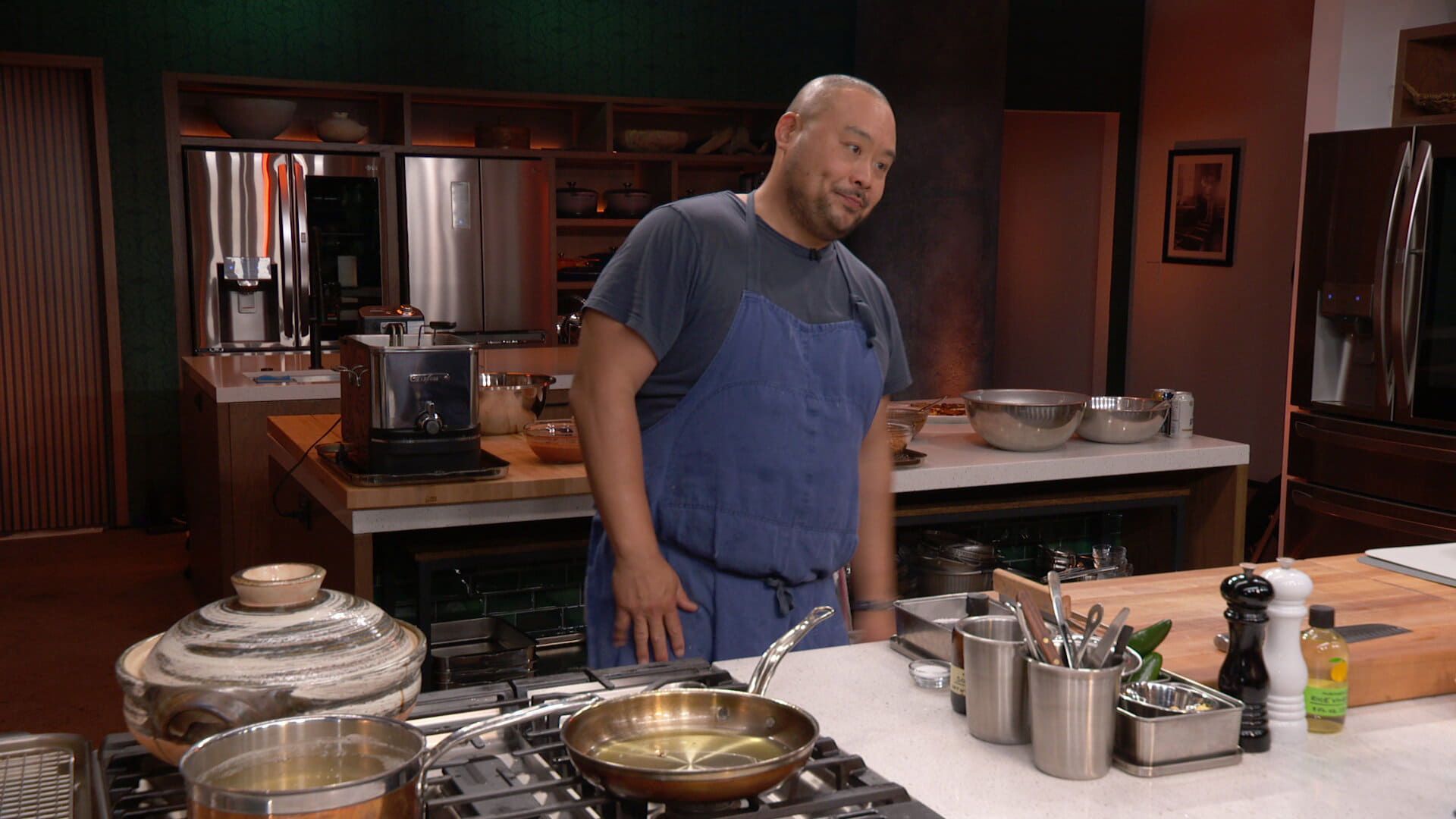 Dinner Time Live with David Chang background