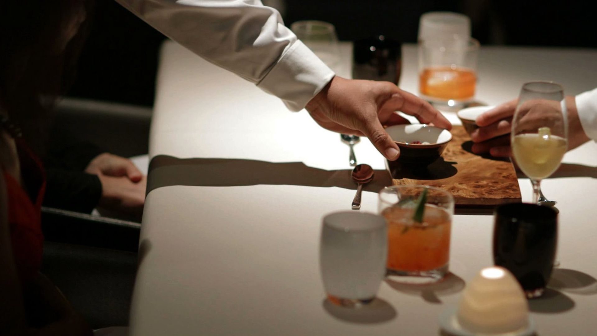 The Mind of a Chef background